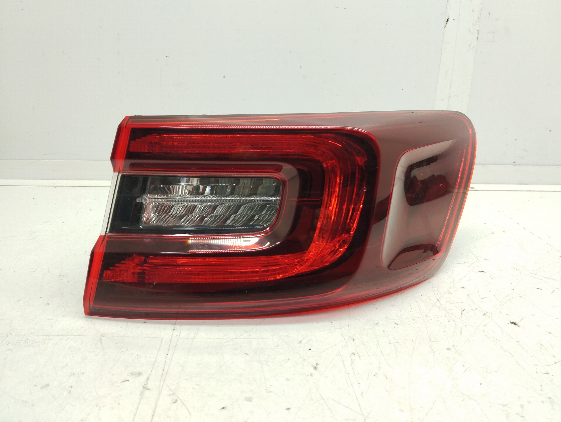 RENAULT Talisman 1 generation (2012-2024) Rear Right Taillight Lamp 265505718R 25896380