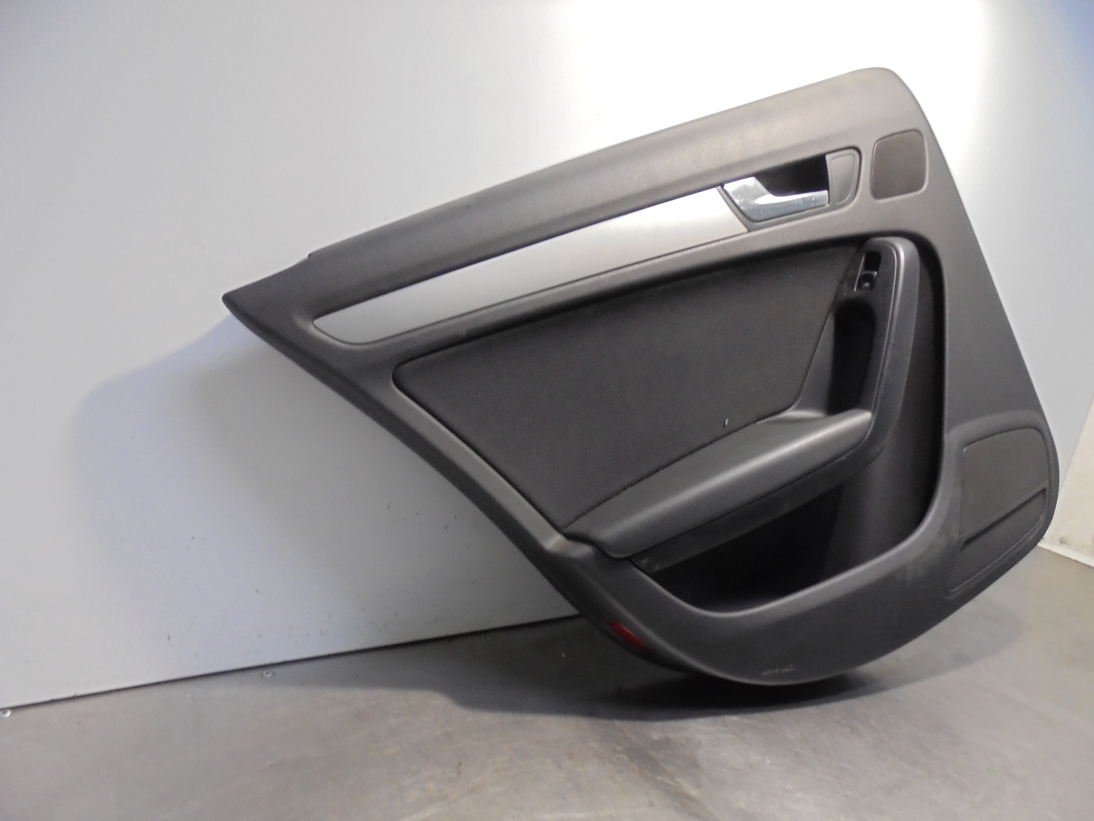 AUDI A5 Sportback Rear Left Door Molding 25074166
