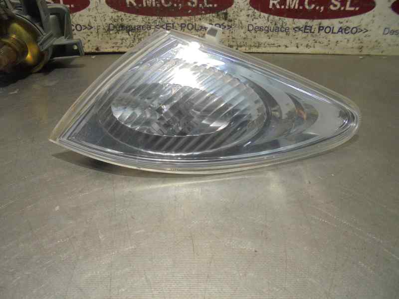 MAZDA Premacy CP (1999-2005) Front left turn light 23312769