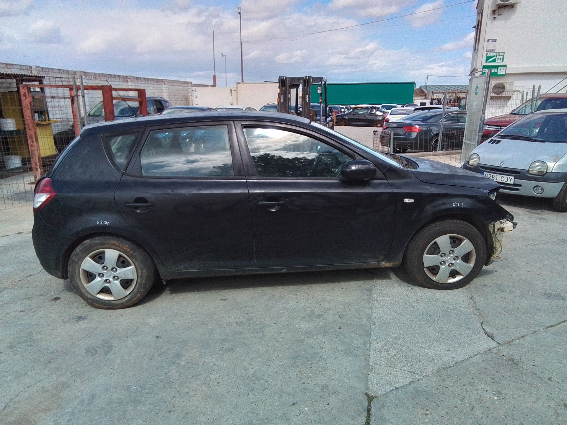 KIA Cee'd 1 generation (2007-2012) Пистолет за приплъзващ пръстен на волана 25346471