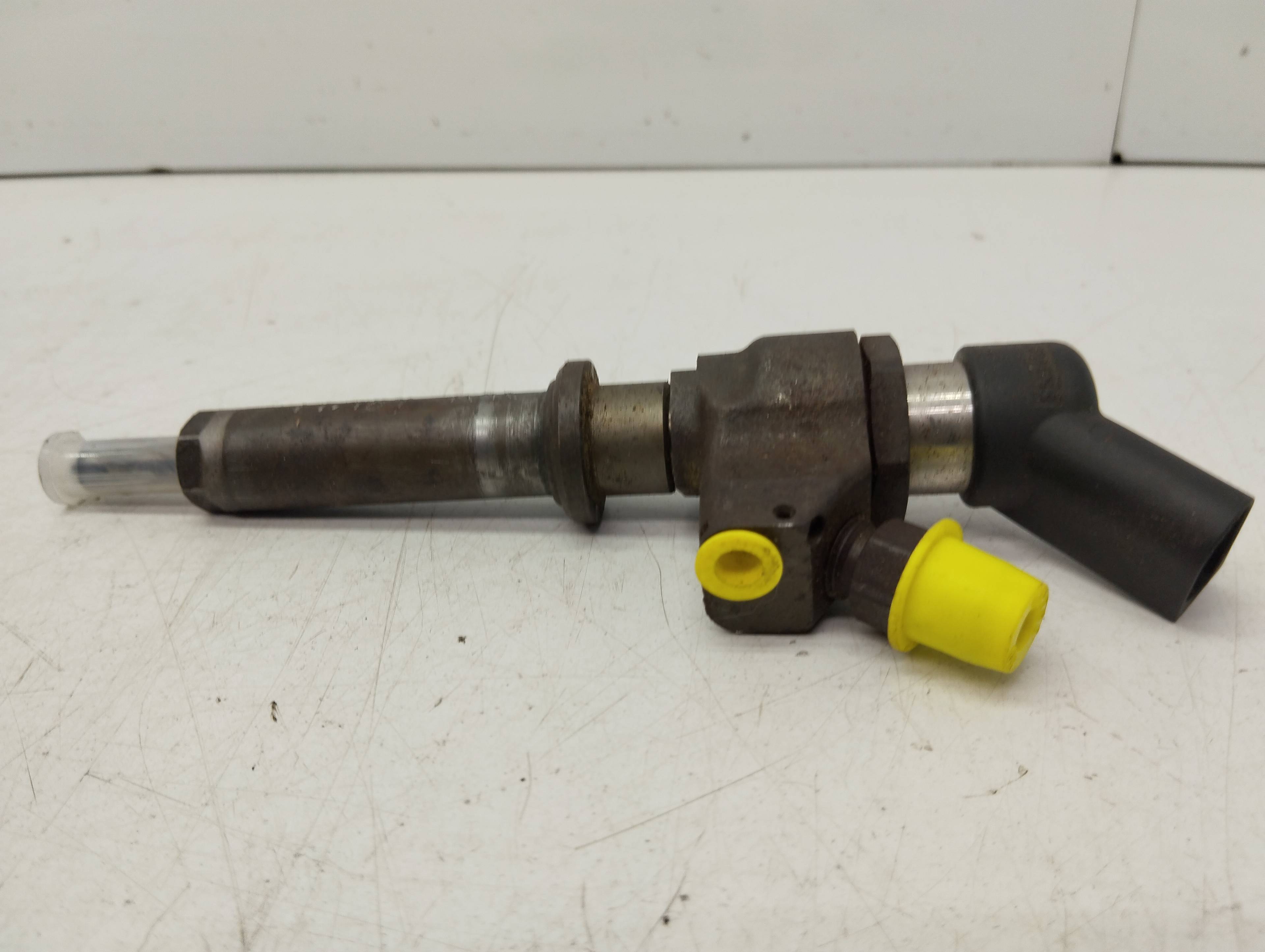 CITROËN C5 1 generation (2001-2008) Fuel Injector 9636819380 25754984