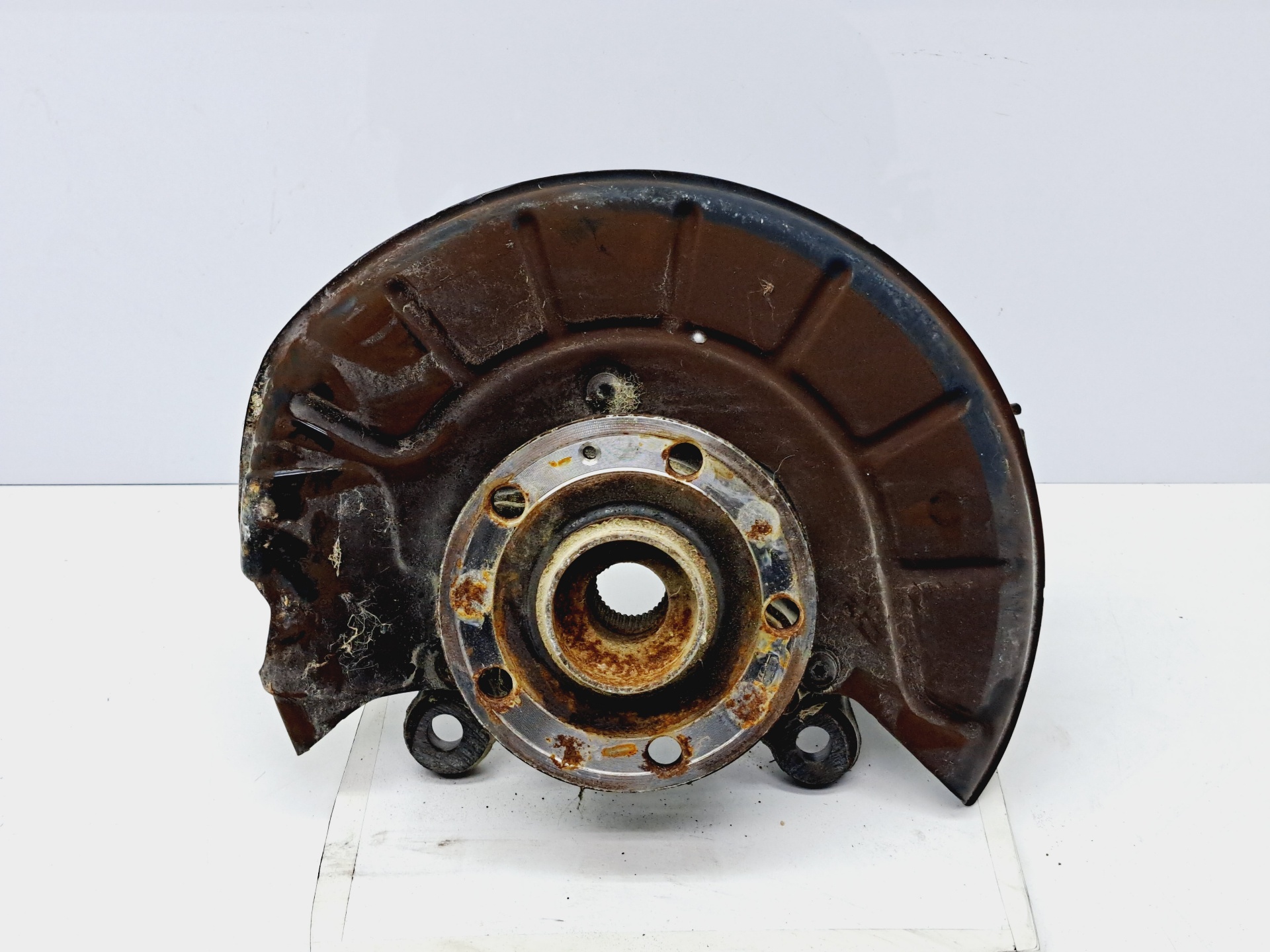 VOLKSWAGEN Golf Plus 2 generation (2009-2014) Front Right Wheel Hub 25042593