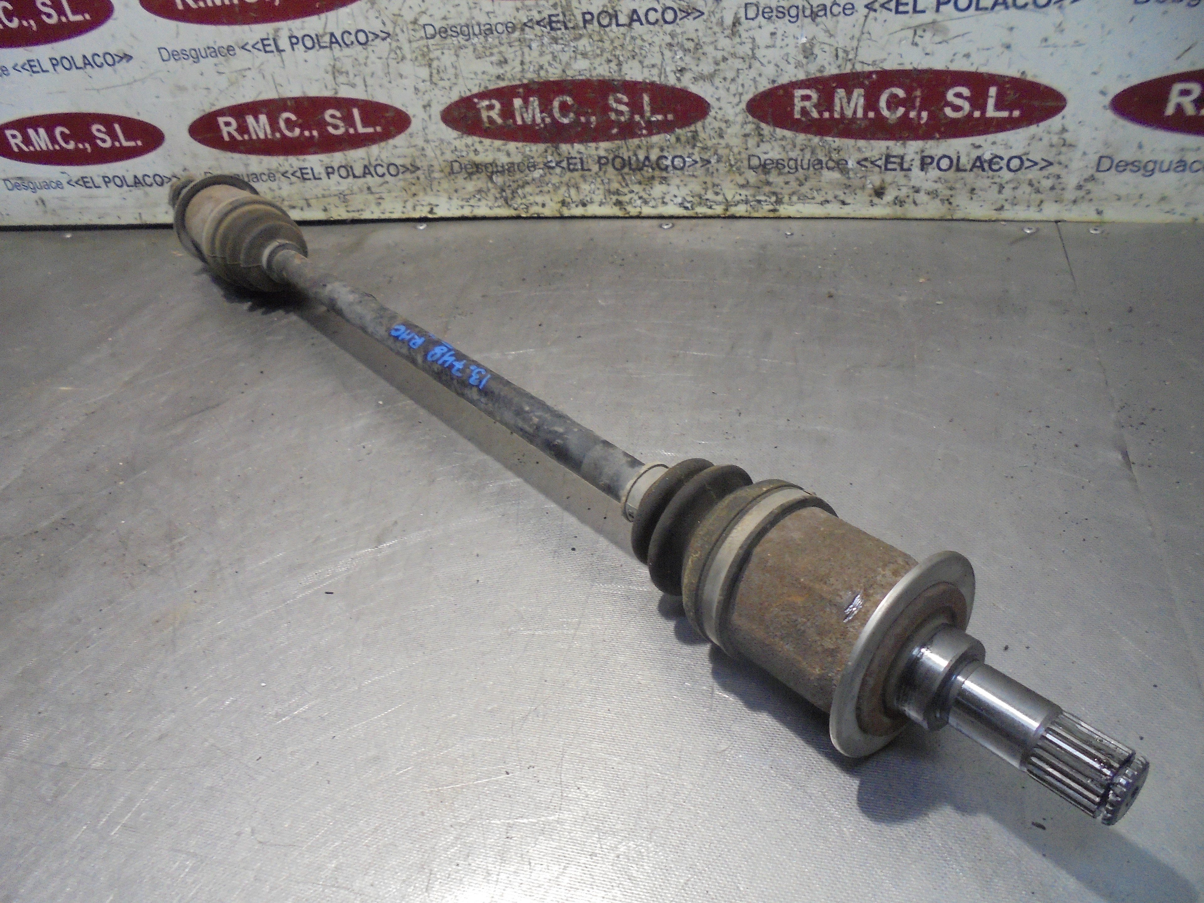 HONDA CR-V 2 generation (2001-2006) Bakre höger drivaxel 25059292