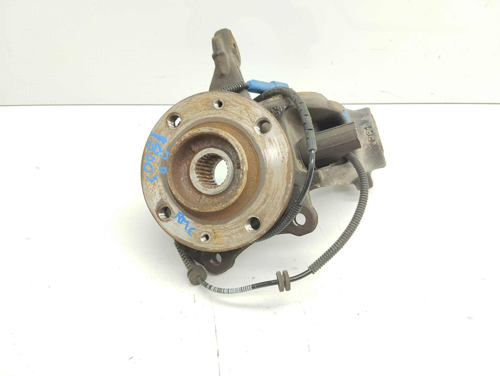 PEUGEOT 2008 1 generation (2013-2020) Front Right Wheel Hub 25079613