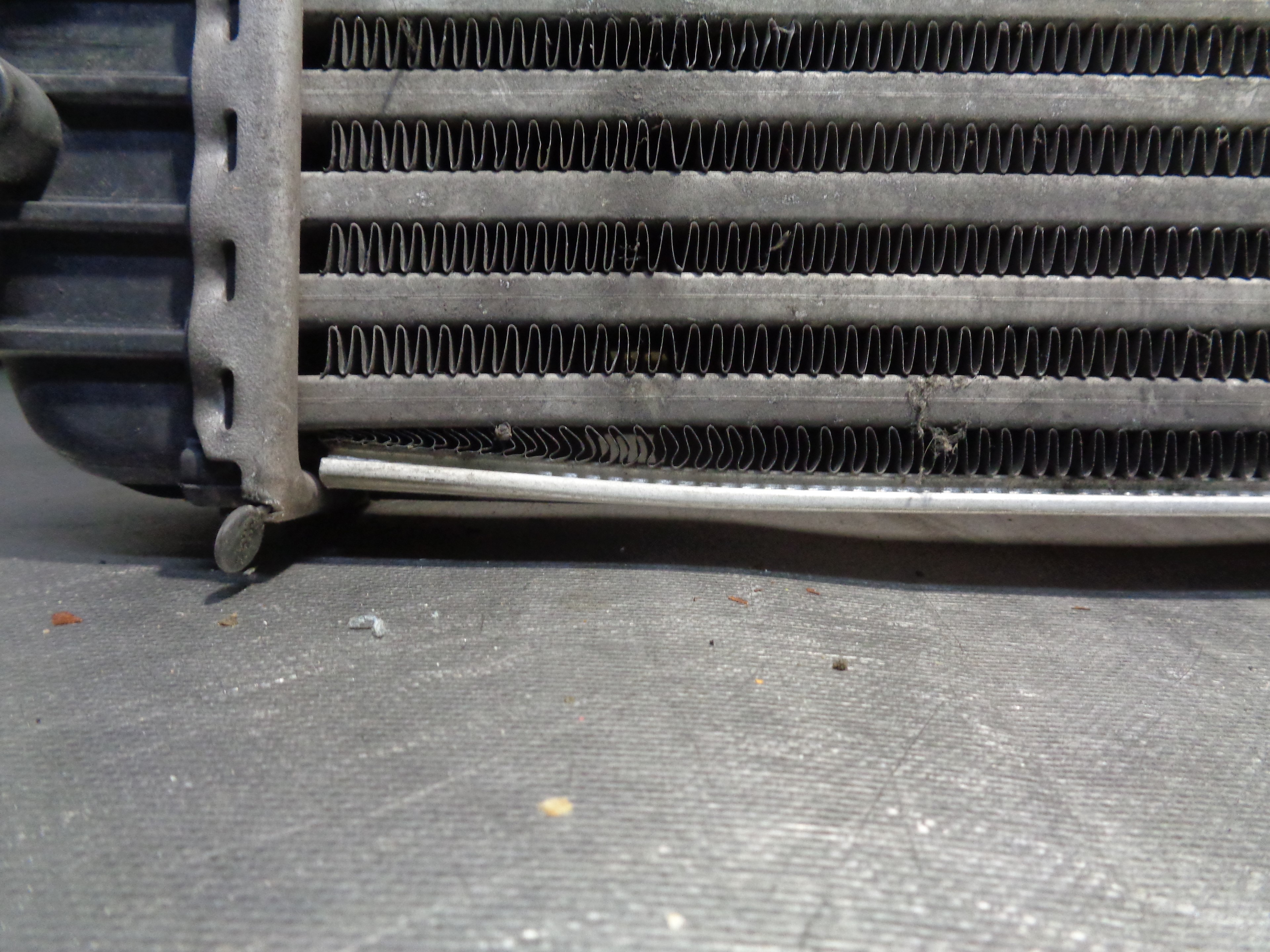 VOLKSWAGEN Golf Plus 2 generation (2009-2014) Intercooler Kylare 1K0145803 25042164