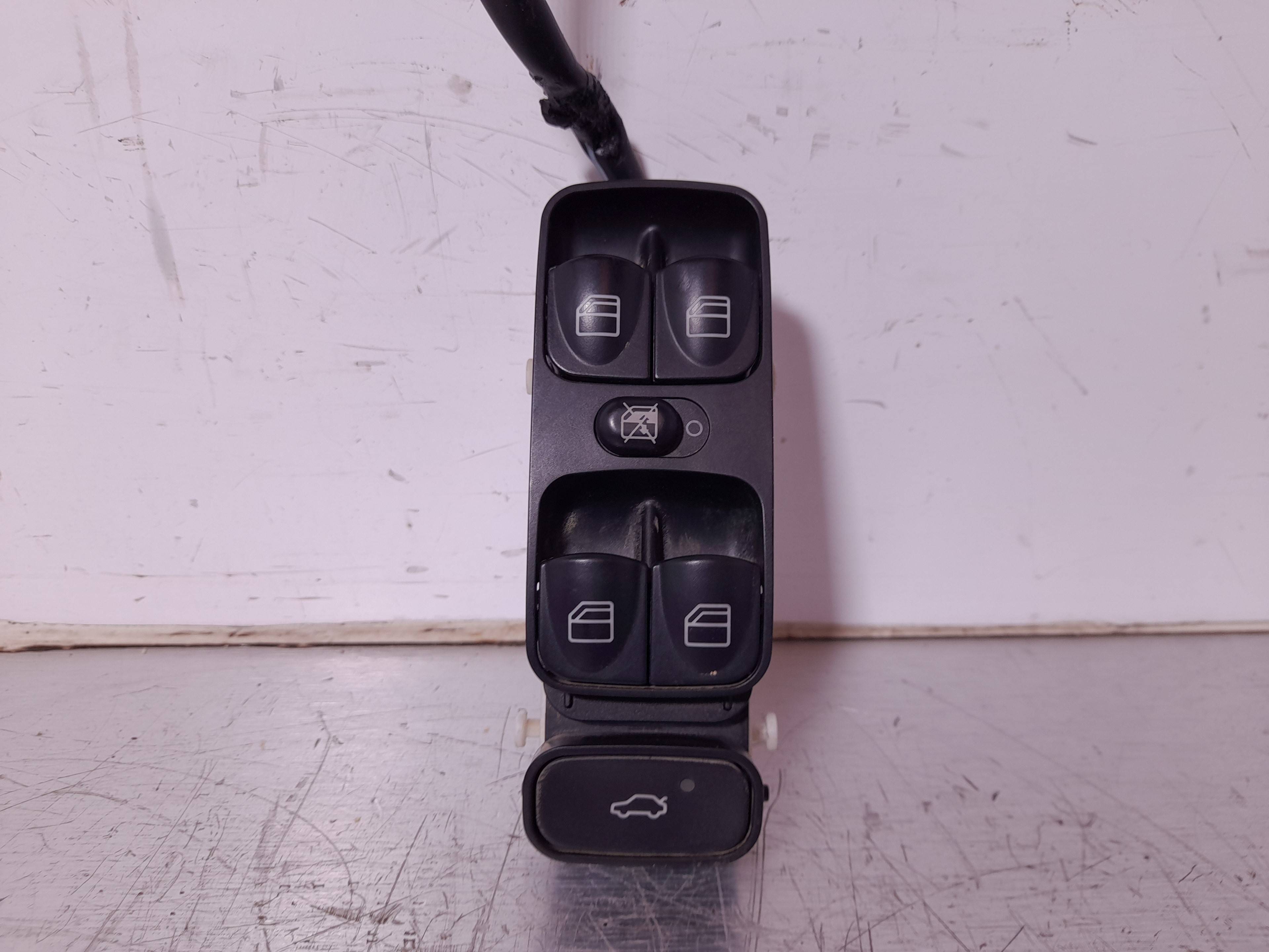 MITSUBISHI L200 4 generation (2006-2015) Front Left Door Window Switch A2038210679 25894120