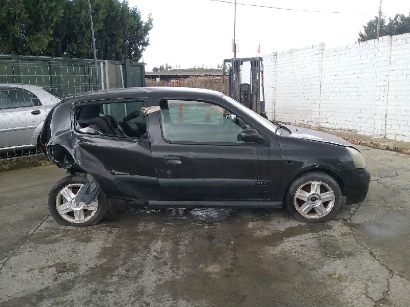 RENAULT Clio 3 generation (2005-2012) Стартер 8200306595 23342804