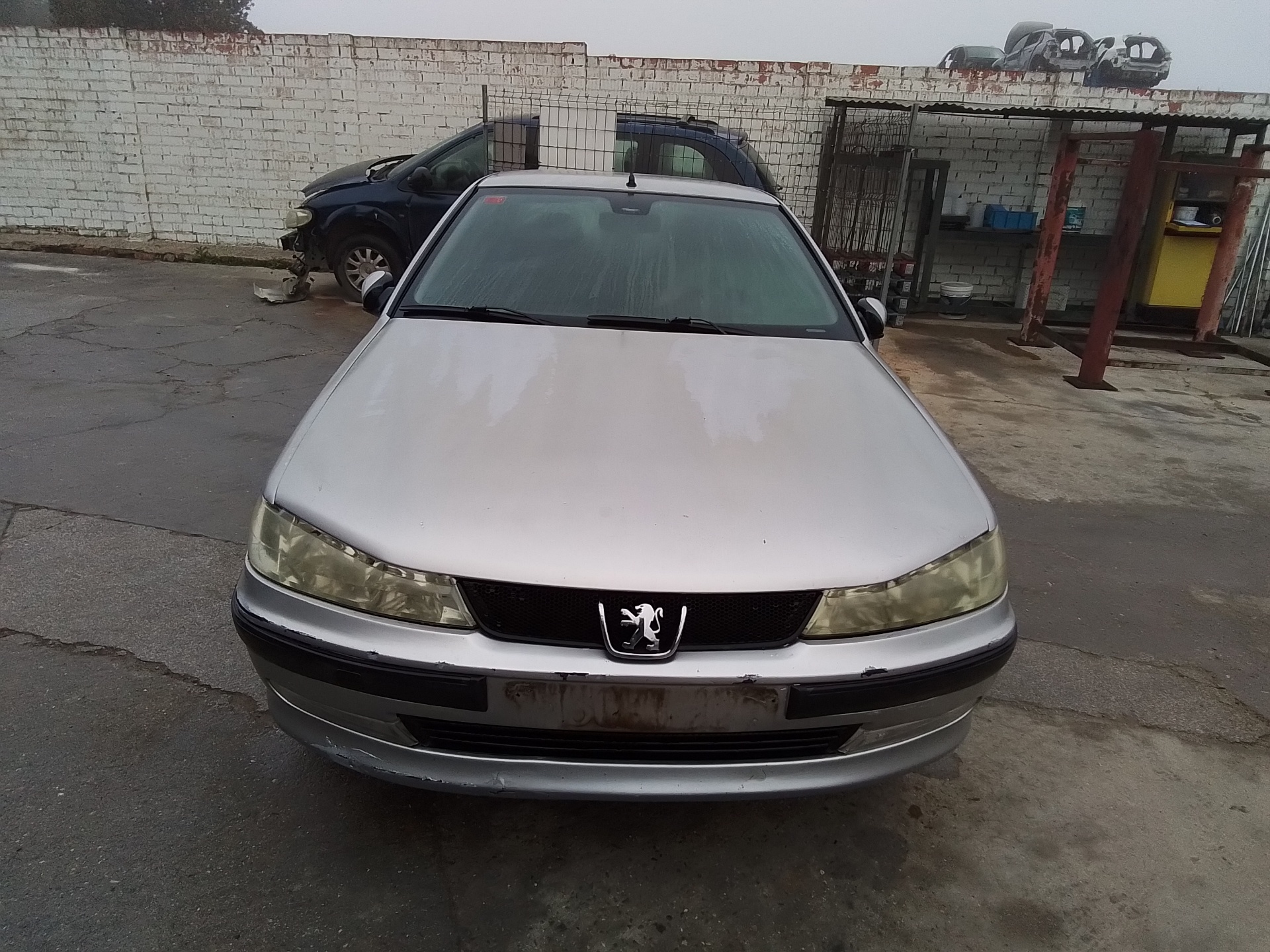 PEUGEOT 406 1 generation (1995-2004) Противотуманка бампера передняя правая 25209340