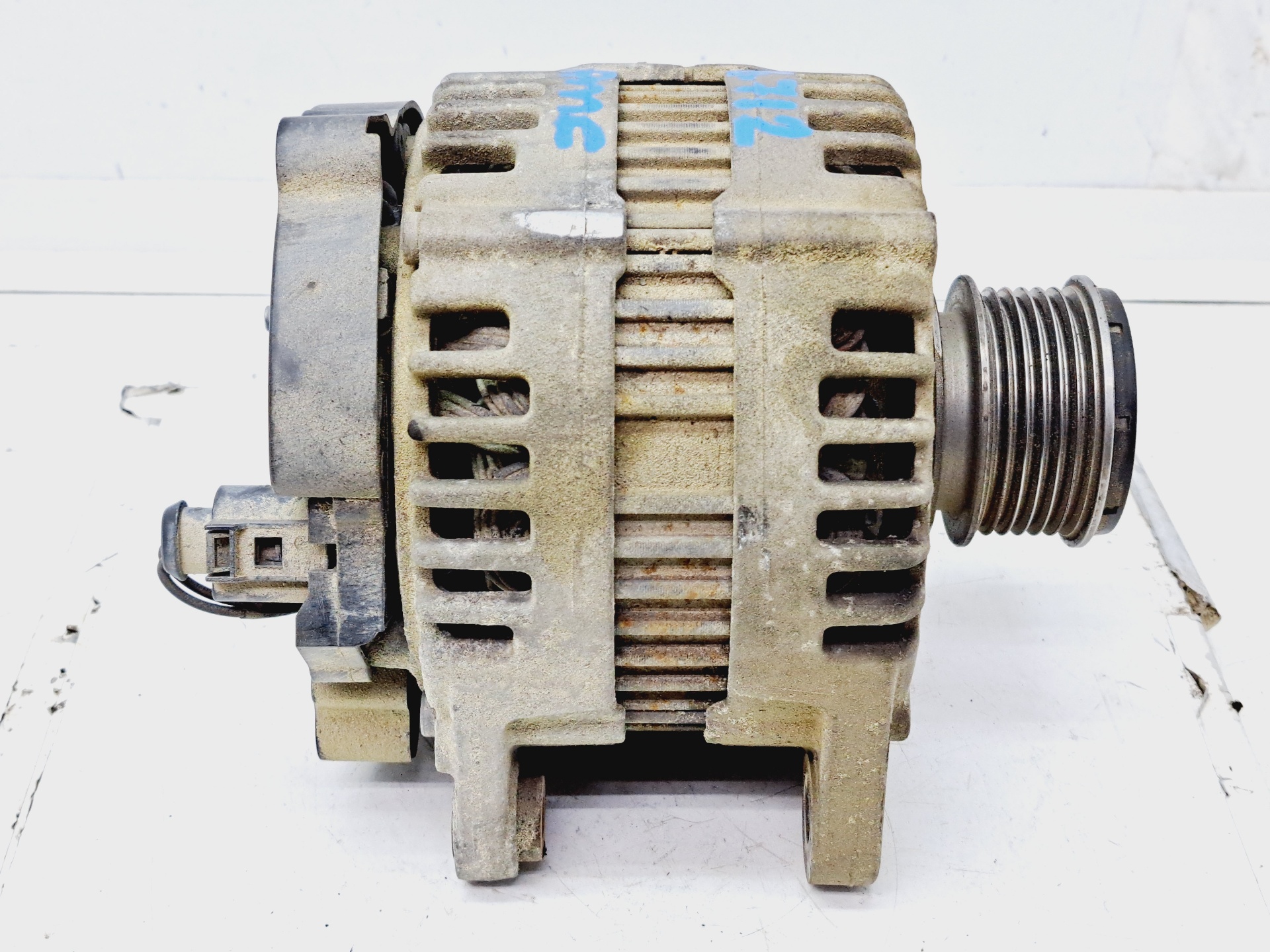 VOLKSWAGEN Passat B6 (2005-2010) Alternator 03G903023 25894241