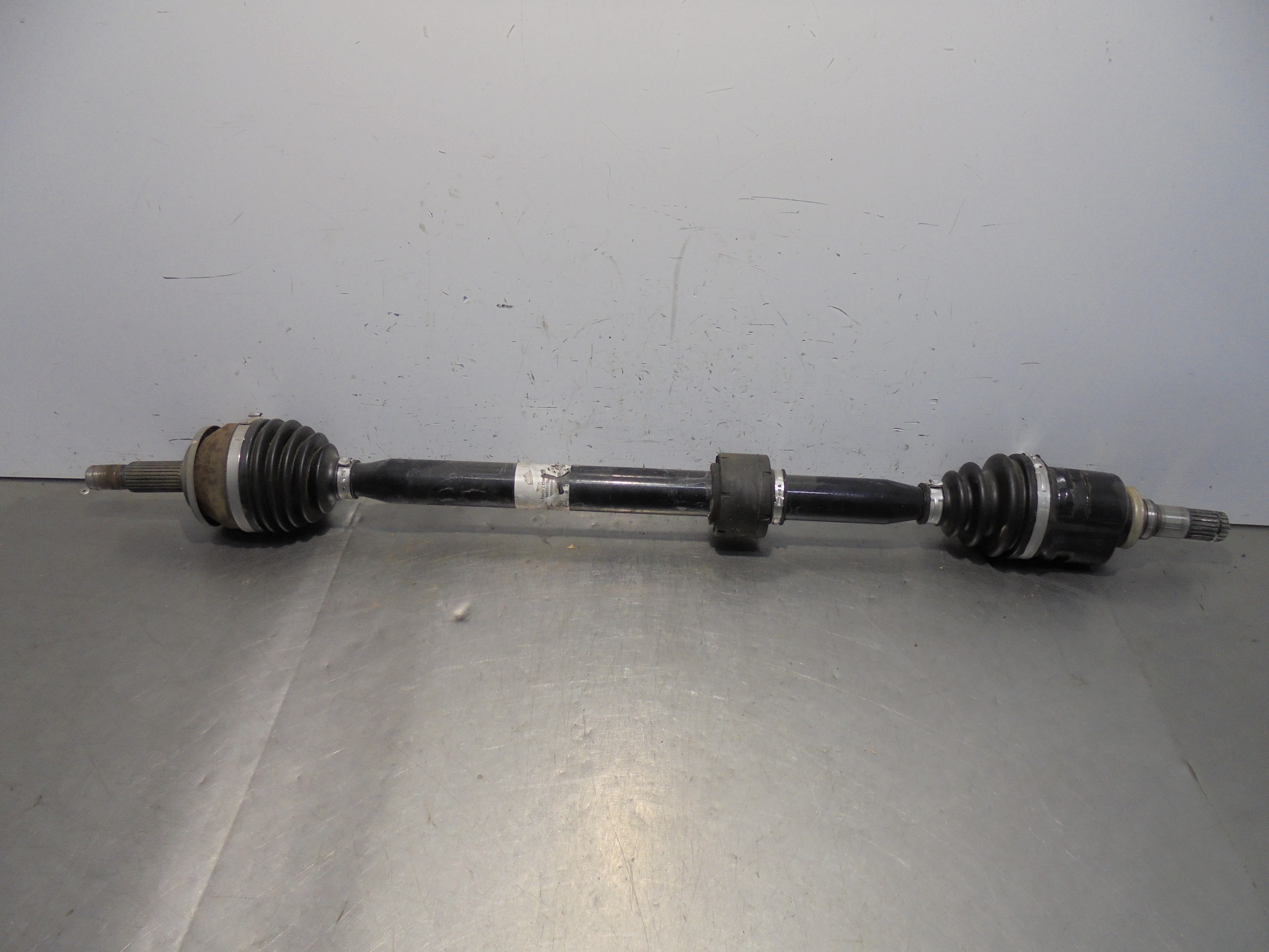 TOYOTA Auris 1 generation (2006-2012) Front Right Driveshaft 25071079