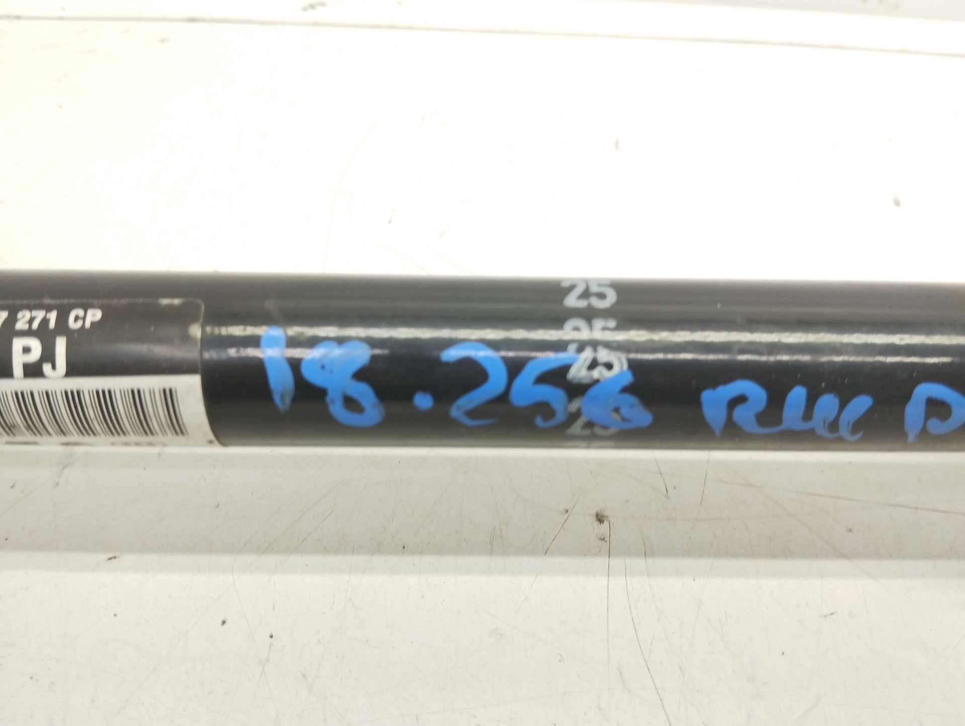 AUDI A3 8P (2003-2013) Front Left Driveshaft 1K0407271CP 25446369