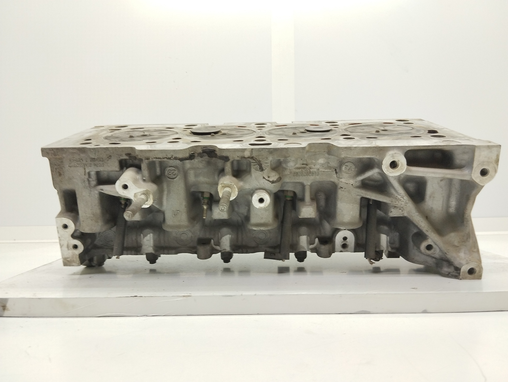 RENAULT Megane 2 generation (2002-2012) Engine Cylinder Head 25074187