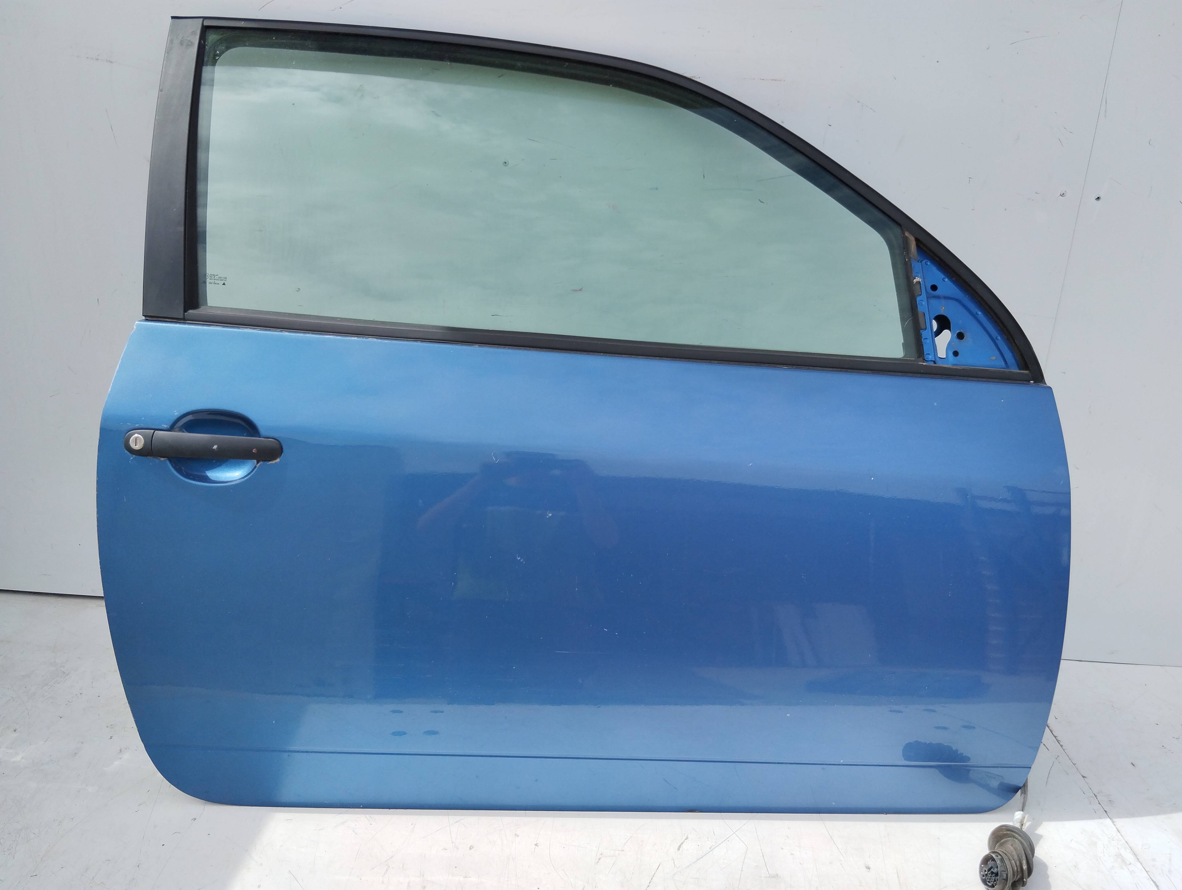 SEAT Arosa 6H (1997-2004) Front Right Door 25827311