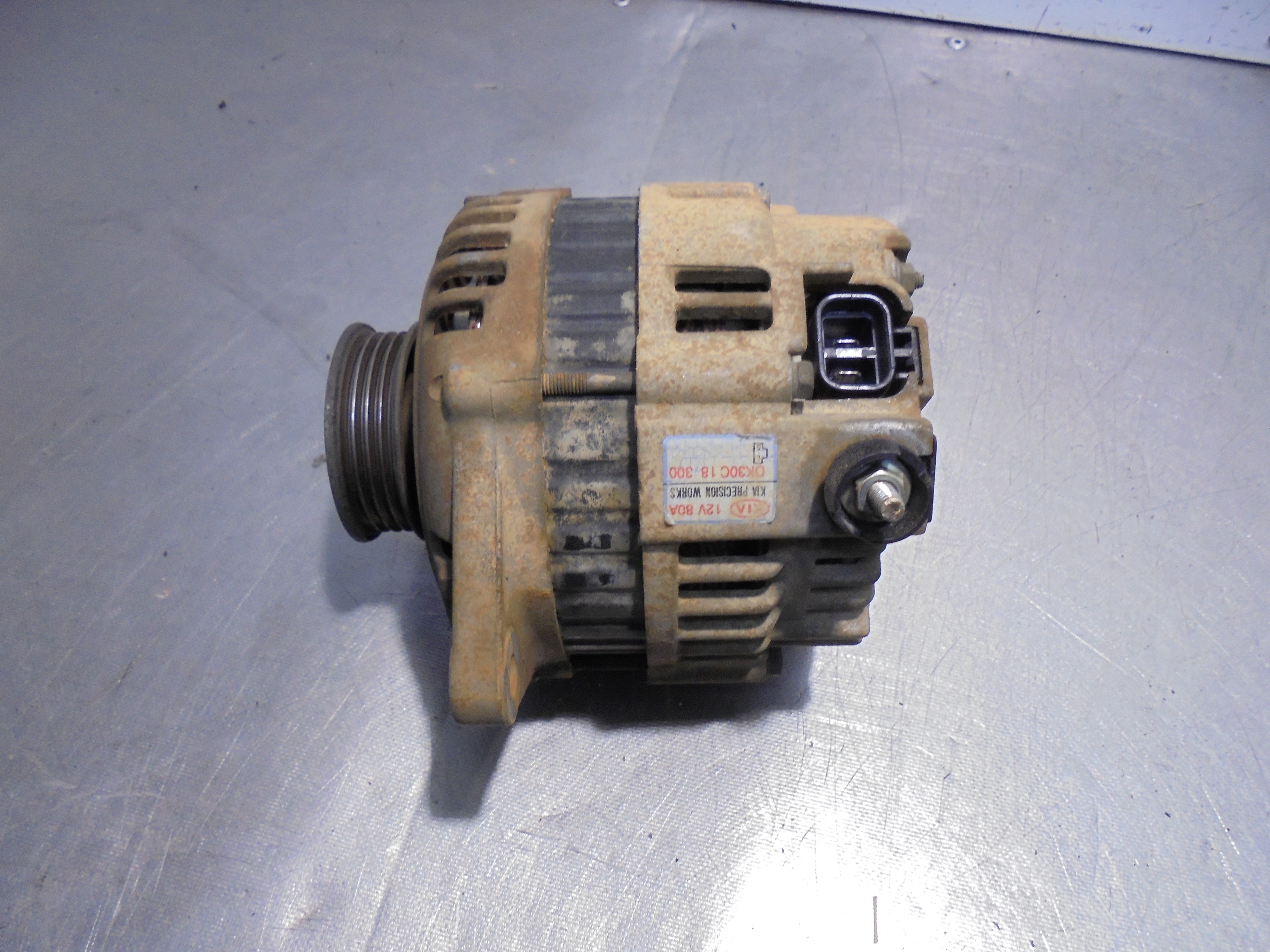 KIA Sephia 1 generation (1992-1998) Generator OK30C18300 25074277