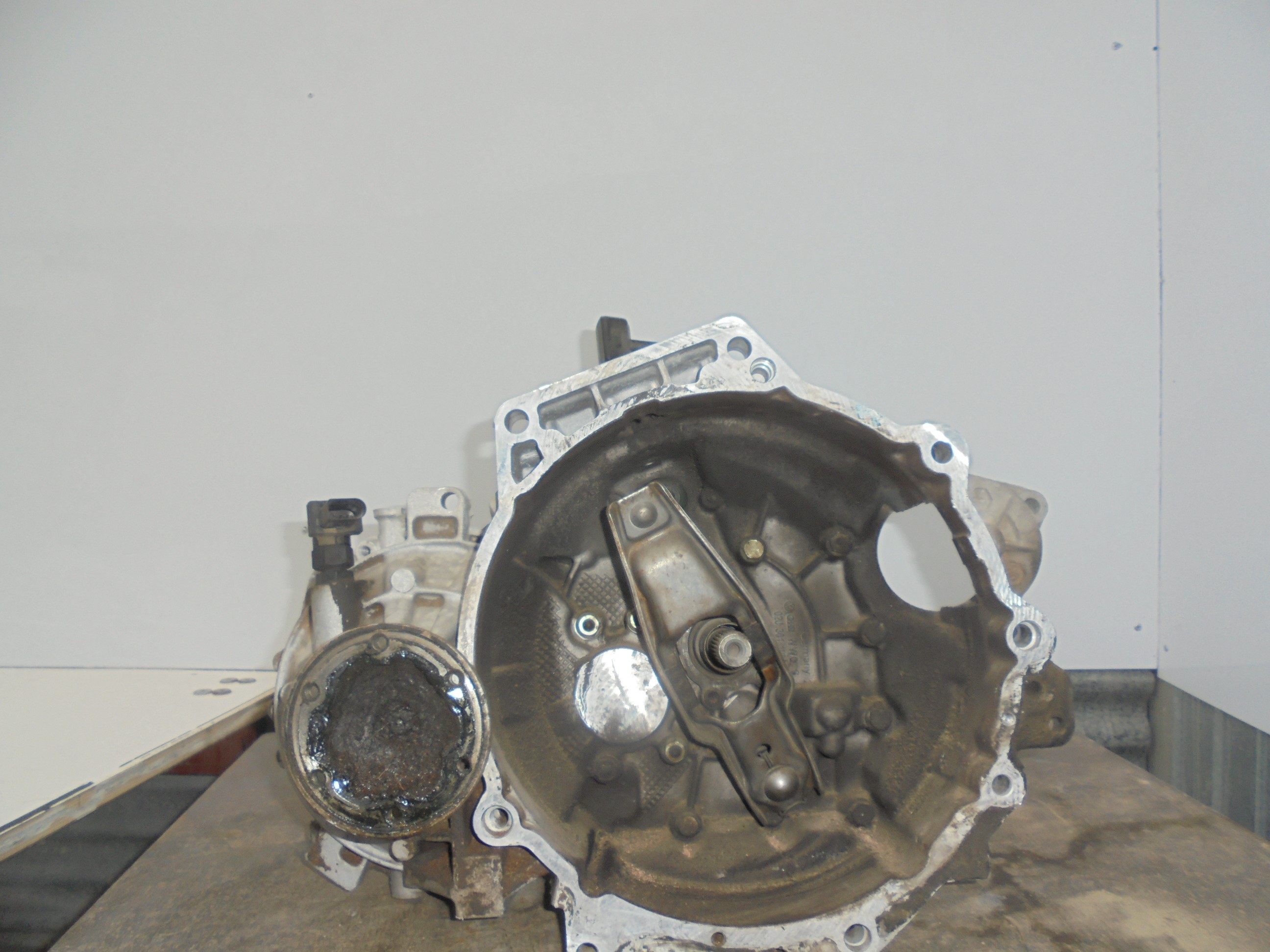 SEAT Toledo 2 generation (1999-2006) Gearbox DEA 22260234