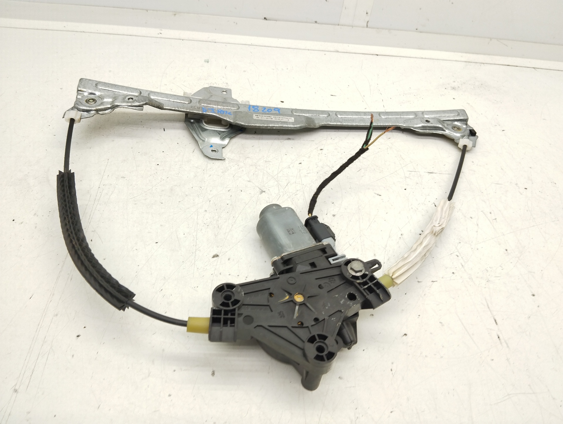 CITROËN C-Elysee 2 generation (2012-2017) Front Left Door Window Regulator 9674412480 25895786