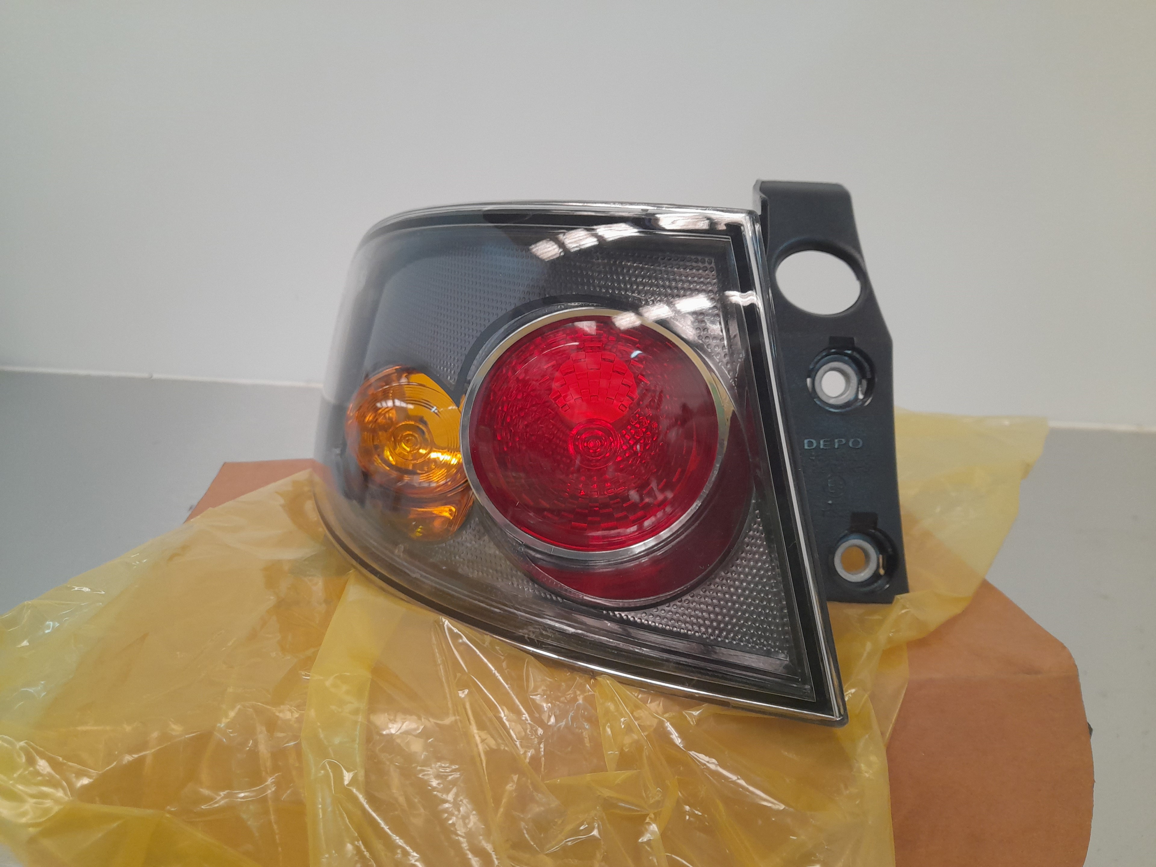 SEAT Cordoba 2 generation (1999-2009) Rear Left Taillight 16852135, IPARLUX 23322518