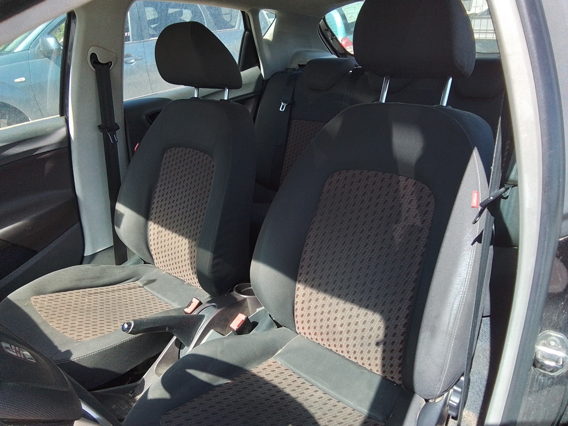 SEAT Ibiza 4 generation (2008-2017) Difūzoriaus ventiliatorius 6R0121207A 25089306