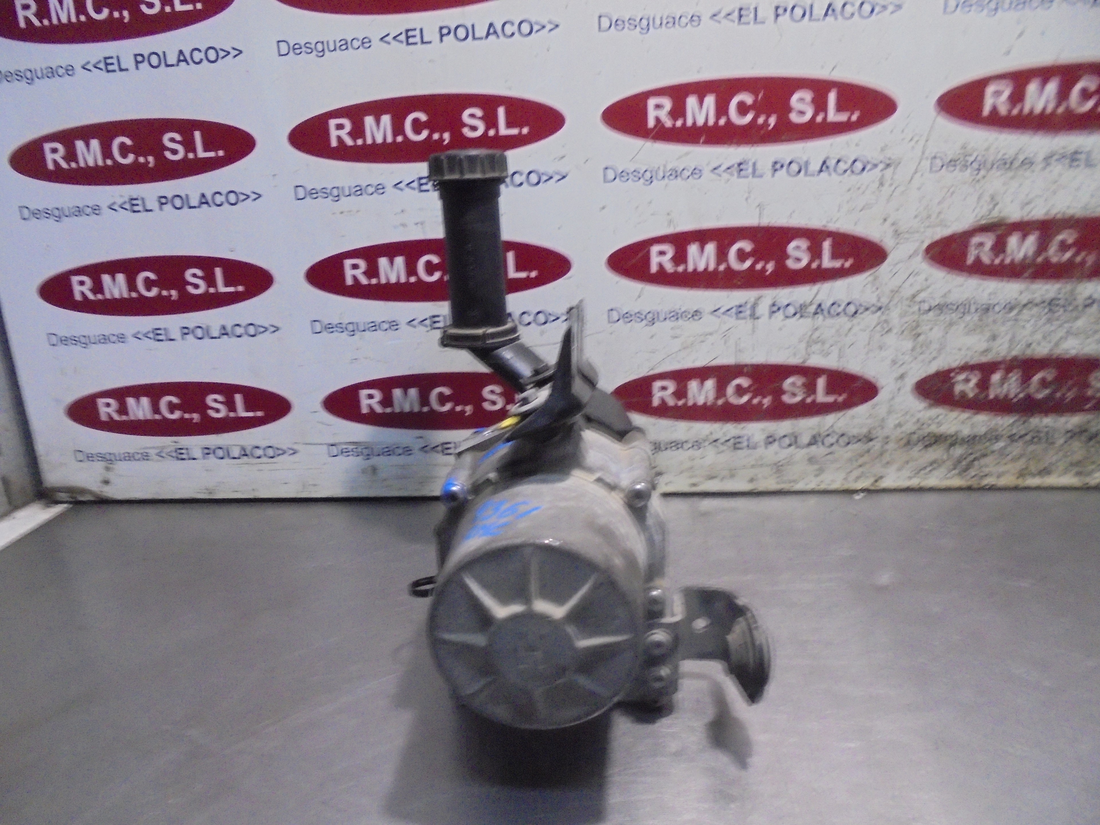 CITROËN C4 1 generation (2004-2011) Power Steering Pump 9680989480 25036396