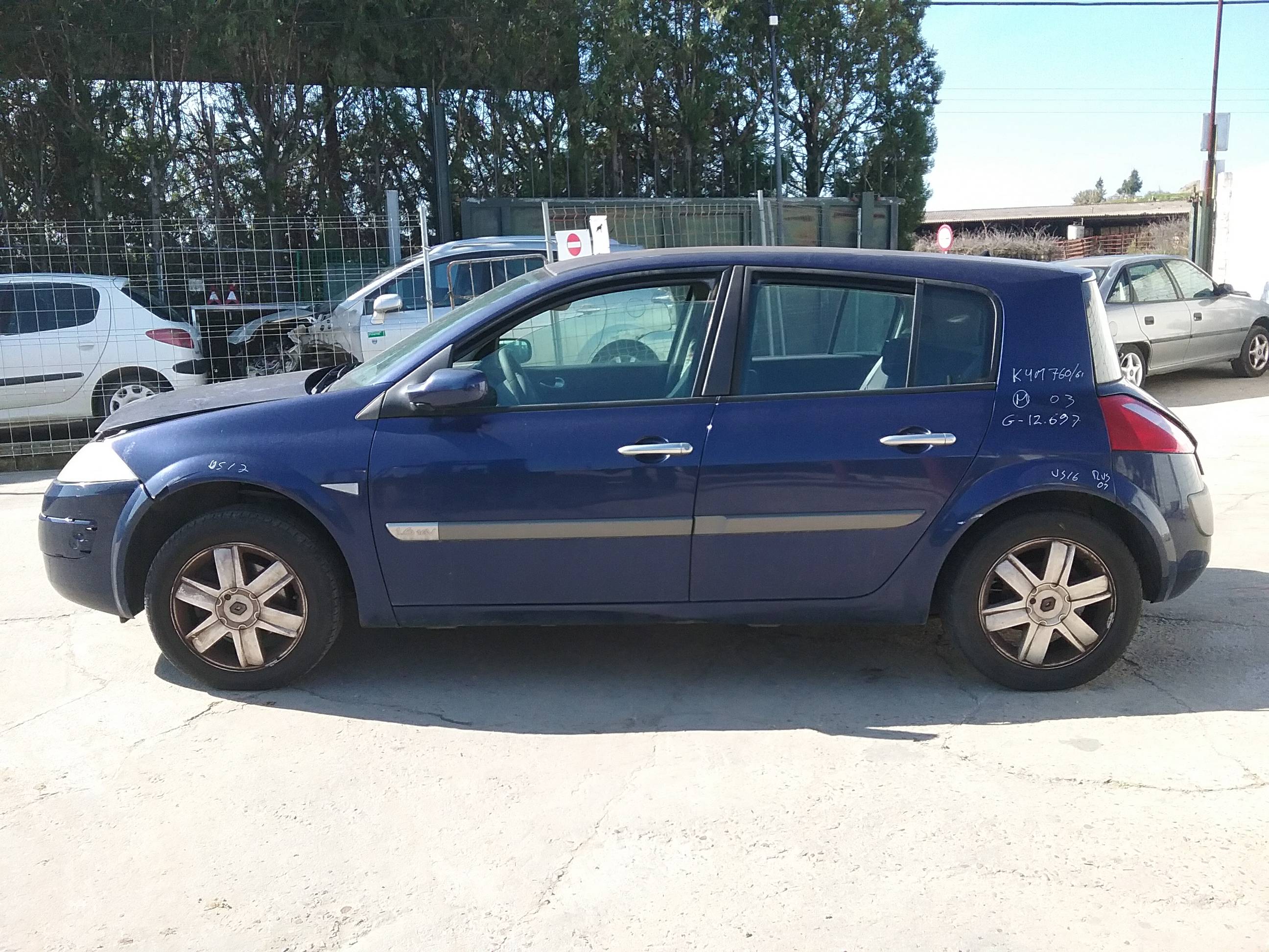 RENAULT Megane 2 generation (2002-2012) Comutator geam ușă stânga față 156018070 25045060