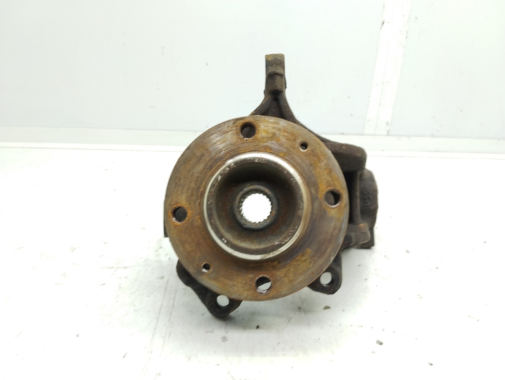 CITROËN C-Elysee 2 generation (2012-2017) Front Right Wheel Hub 25896363