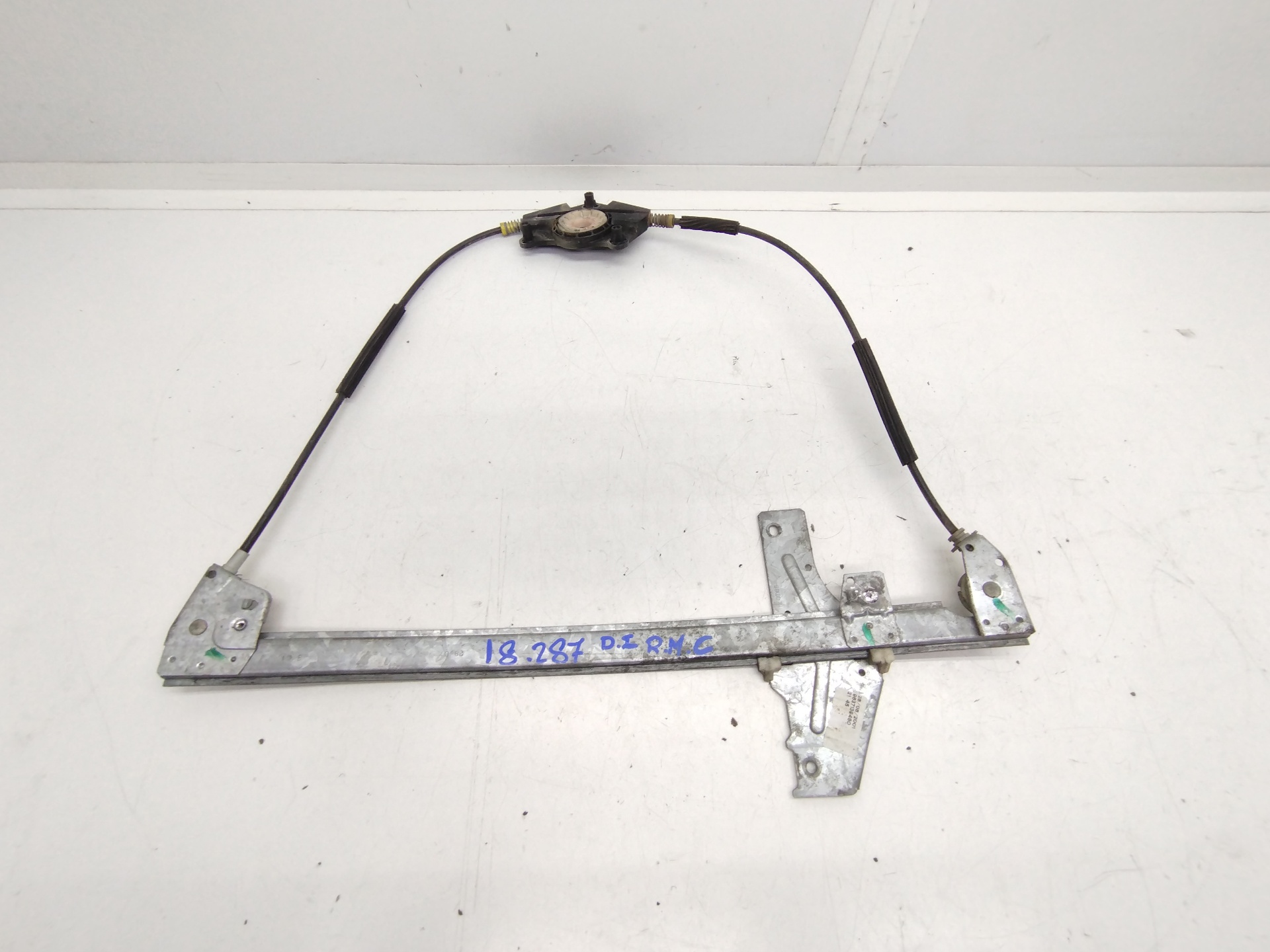 PEUGEOT 307 1 generation (2001-2008) Front Left Door Window Regulator 9637139480 25436209