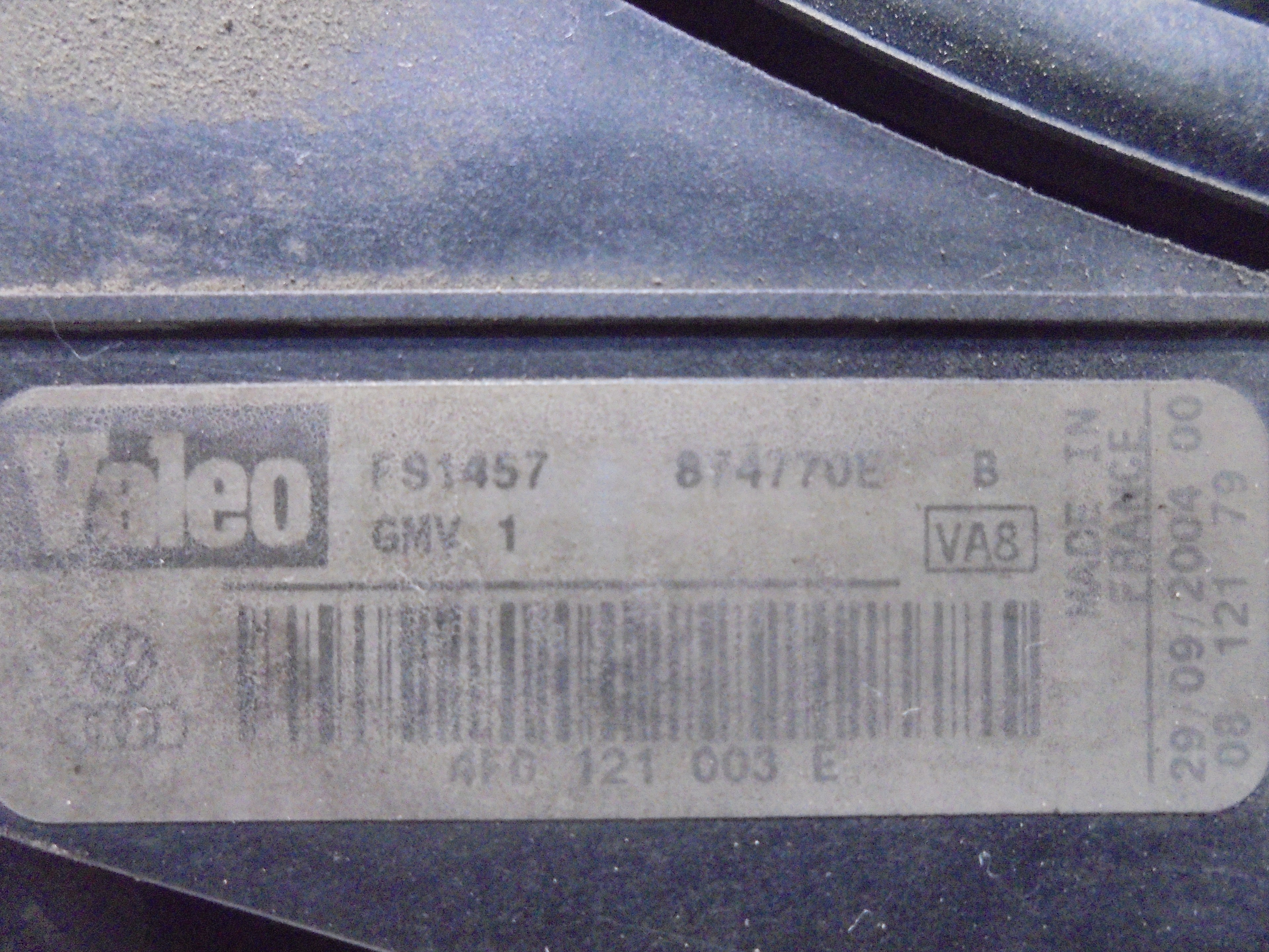 AUDI A6 C6/4F (2004-2011) Вентилятор диффузора 4F0121003 25044892