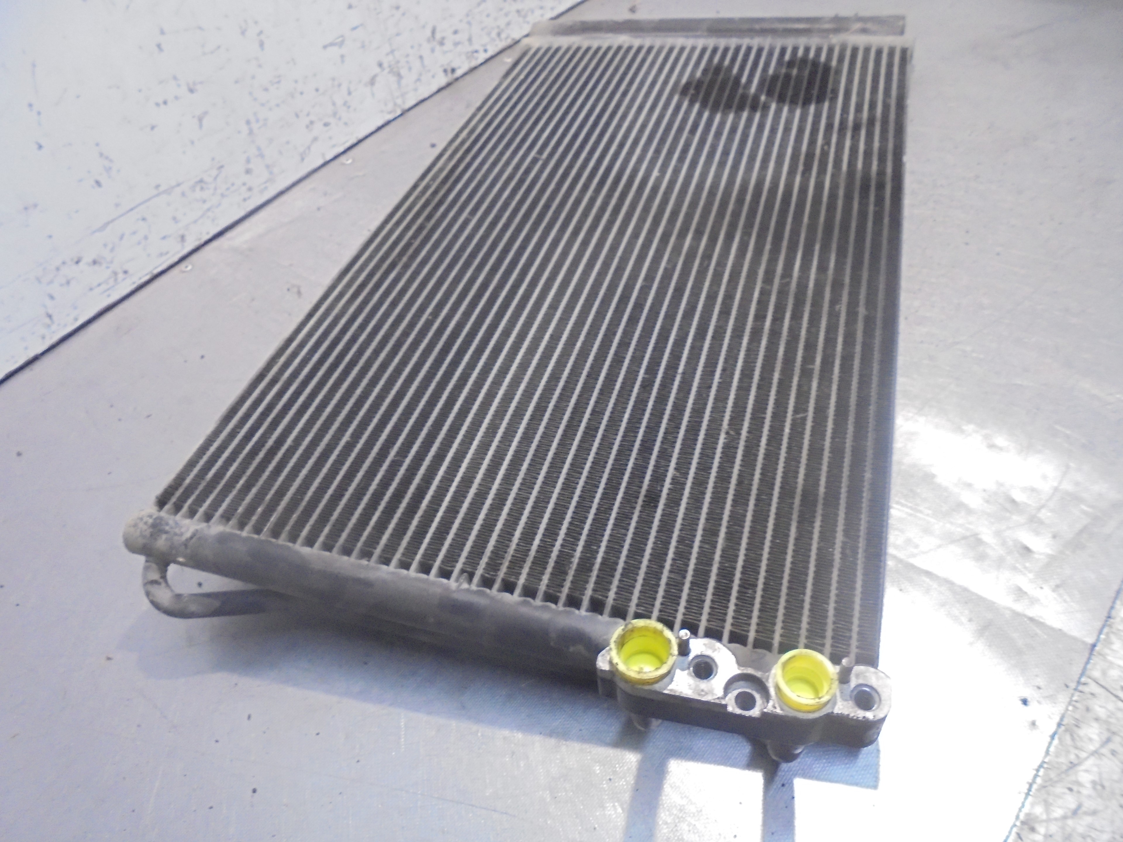 BMW 3 Series E90/E91/E92/E93 (2004-2013) Radiateur de climatisation 6930039 25061583