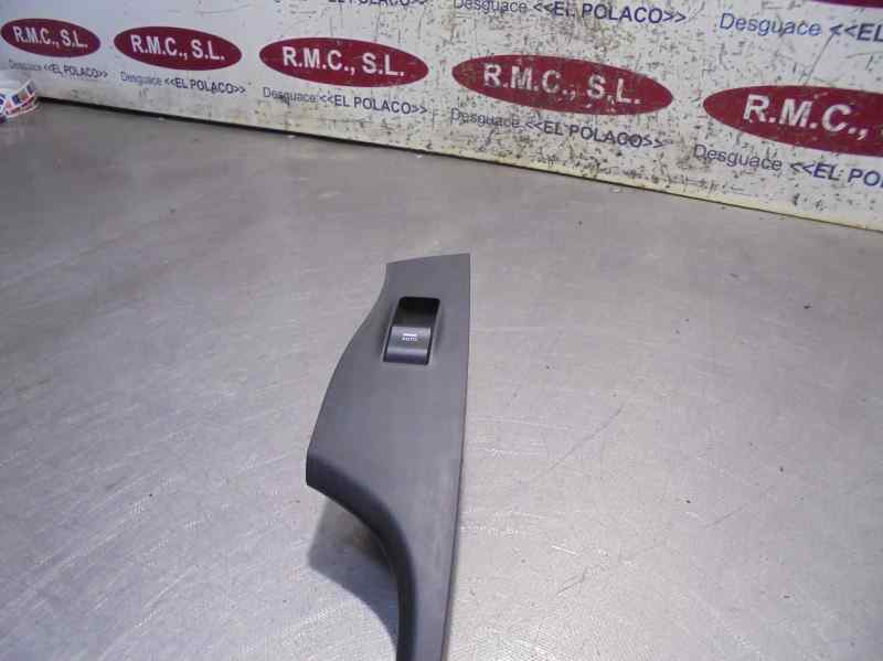 HYUNDAI i40 VF (1 generation) (2011-2020) Rear Right Door Window Control Switch 935803Z050 25213472