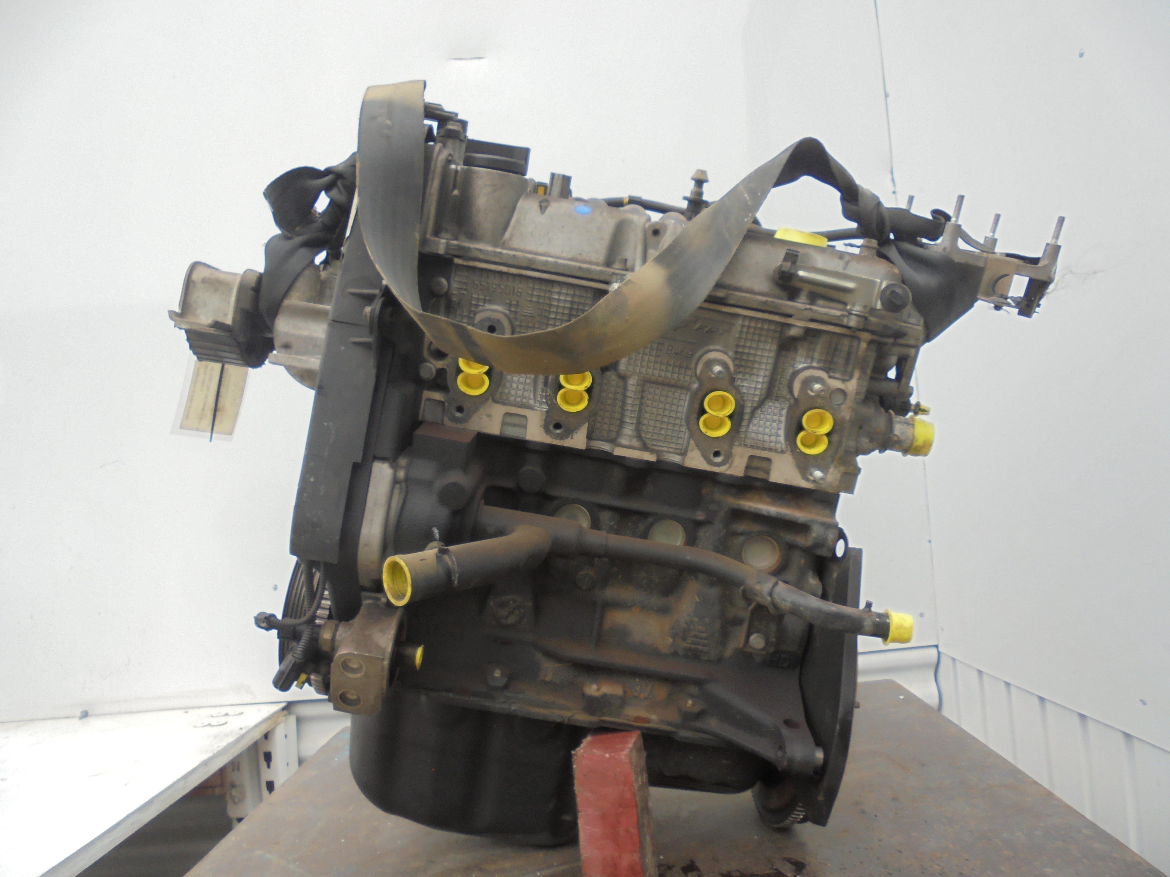 FIAT Punto 3 generation (2005-2020) Двигатель 199A4000 25213561