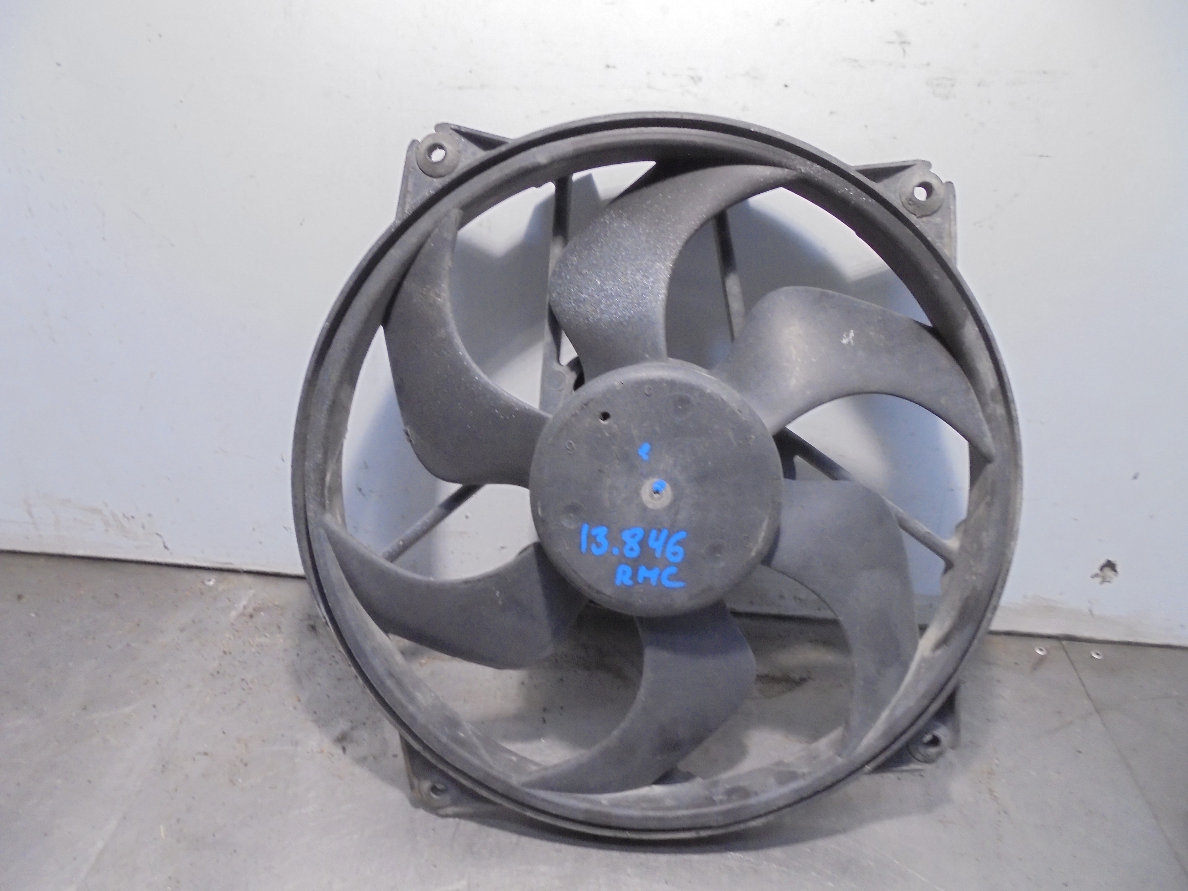 CITROËN C4 1 generation (2004-2011) Difūzoriaus ventiliatorius 25059235