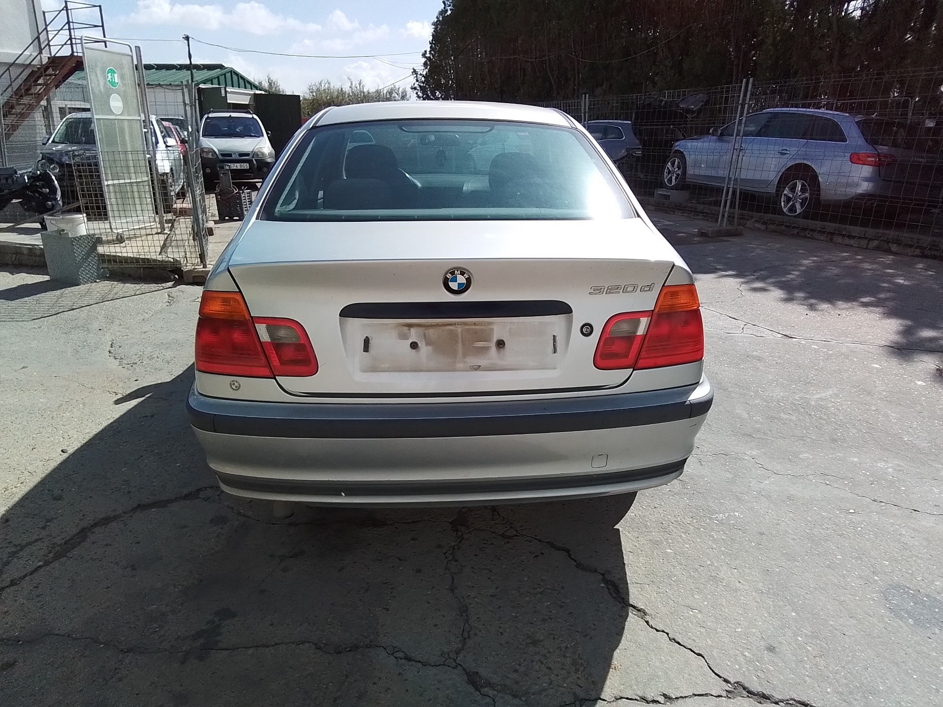 BMW 3 Series E46 (1997-2006) Diffuser Fan 1137328080 25215177