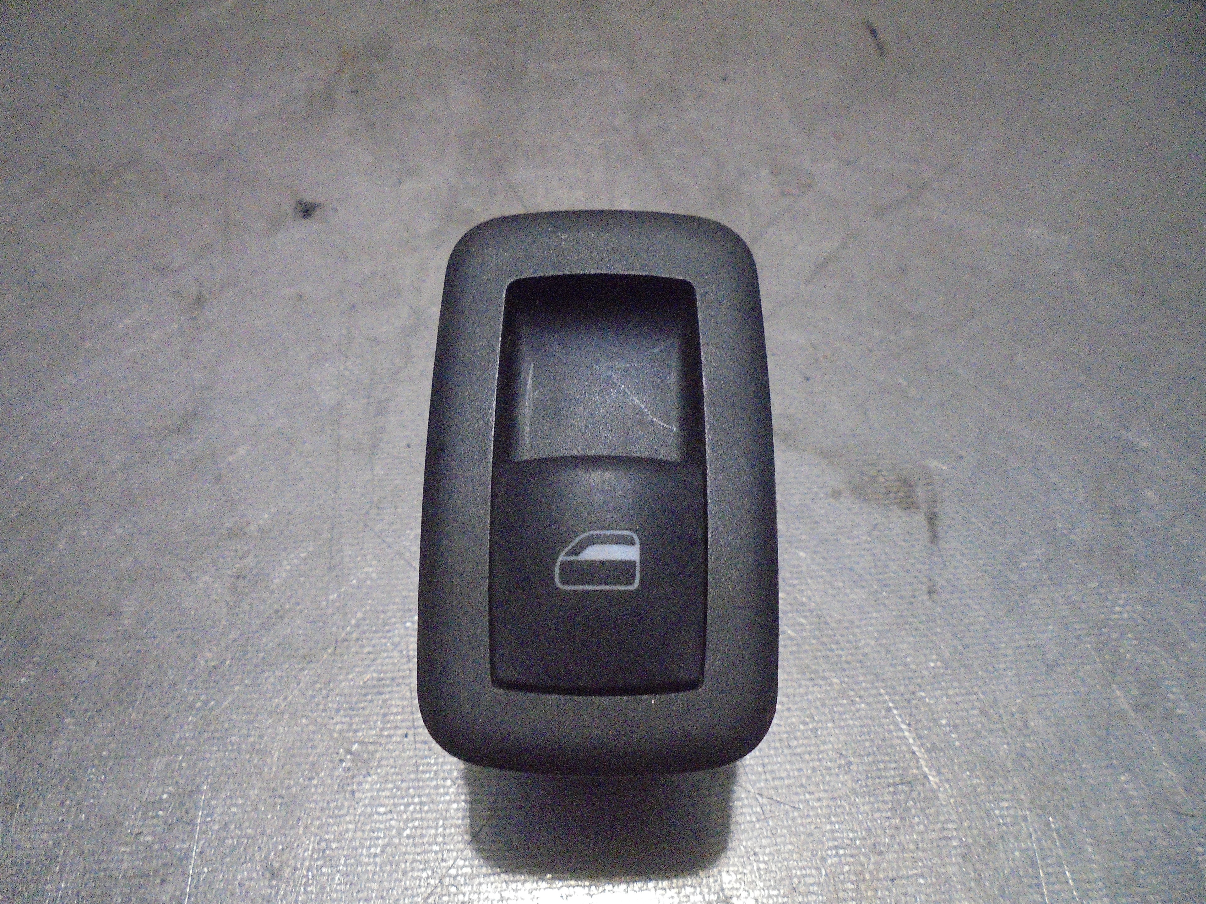 DODGE Journey 1 generation (2008-2020) Κουμπί ελέγχου παραθύρου πίσω δεξιών πορτών 25045087