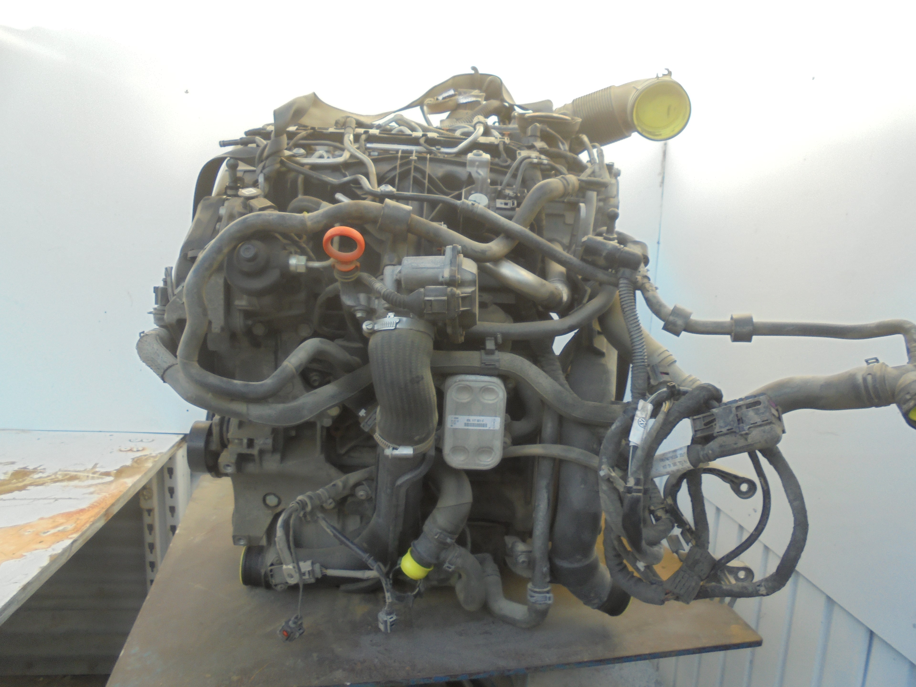 VOLKSWAGEN Tiguan 1 generation (2007-2017) Motor CFF 23323061