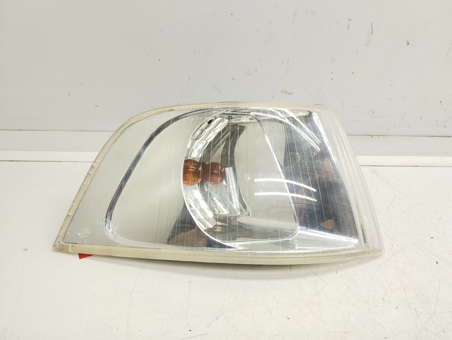 VOLVO S40 1 generation (1996-2004) Höger framskärm Blinkers 30621832 25897981