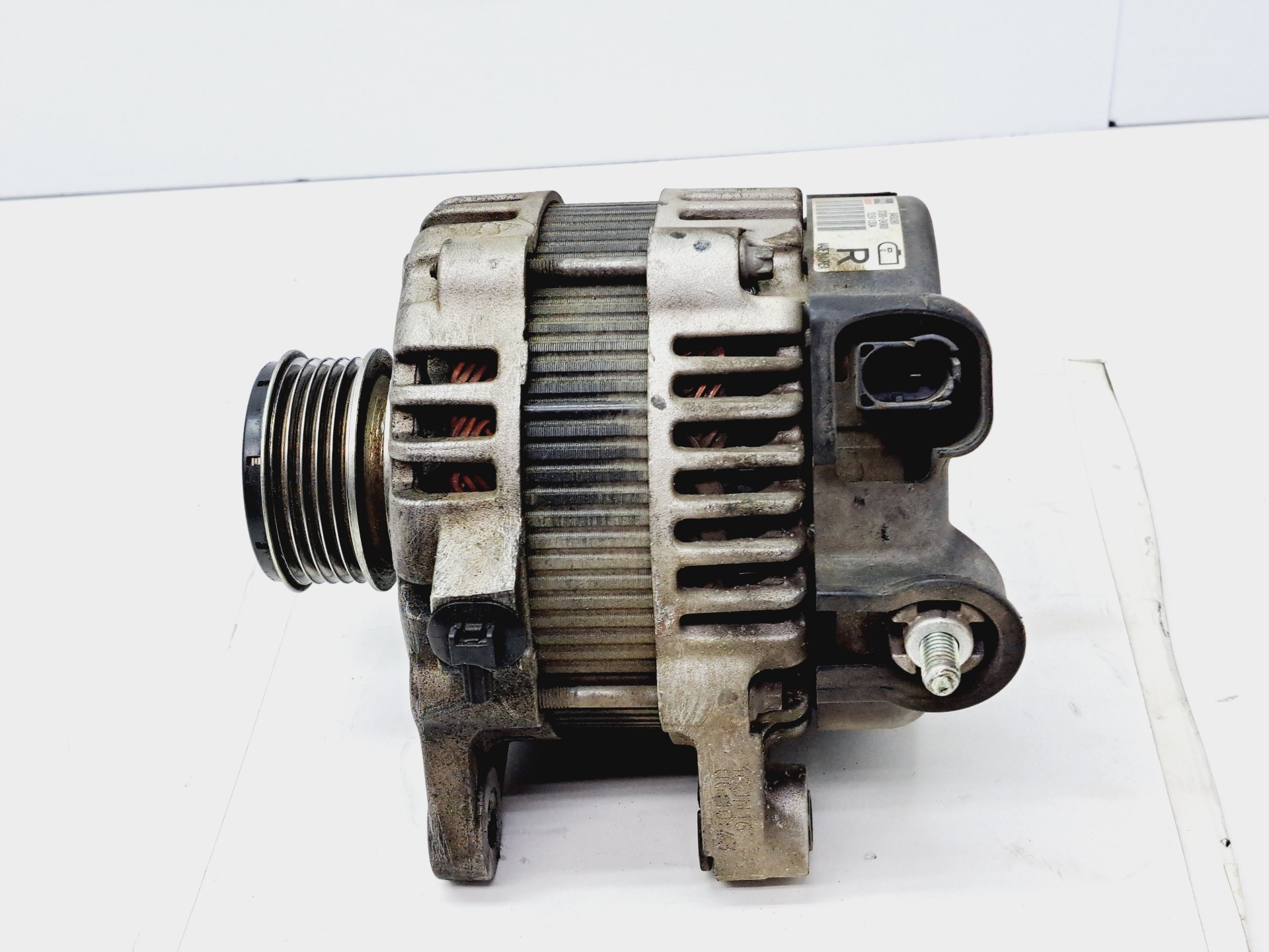 KIA Carens 3 generation (RP) (2013-2019) Alternator 373002A900 25076069