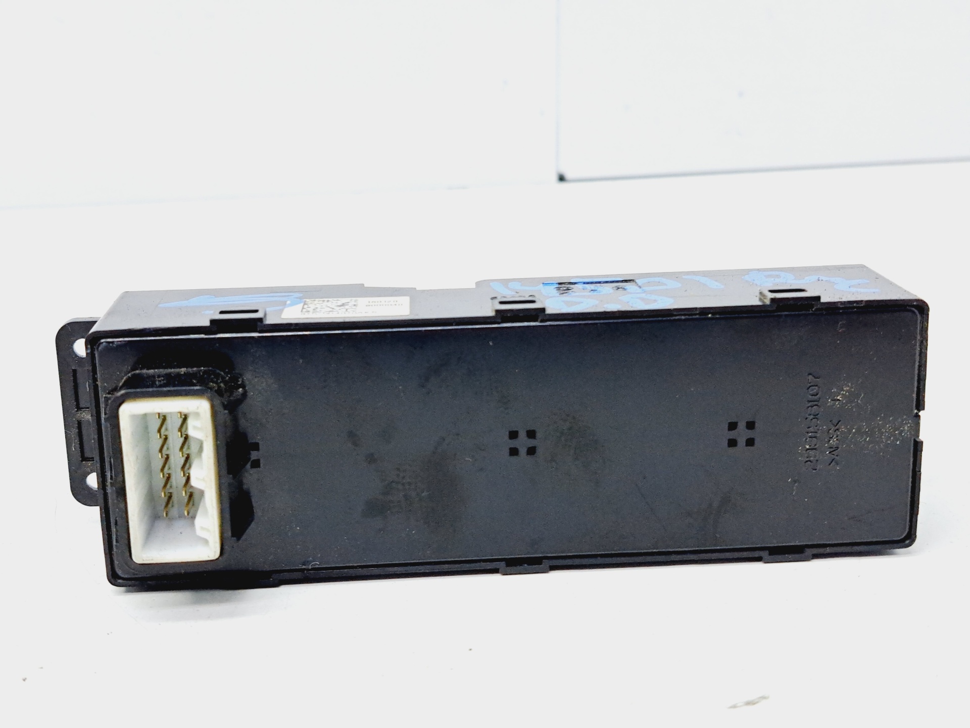 KIA Optima 4 generation (2015-2020) Front Right Door Window Switch 93575D4030AK5 23313572