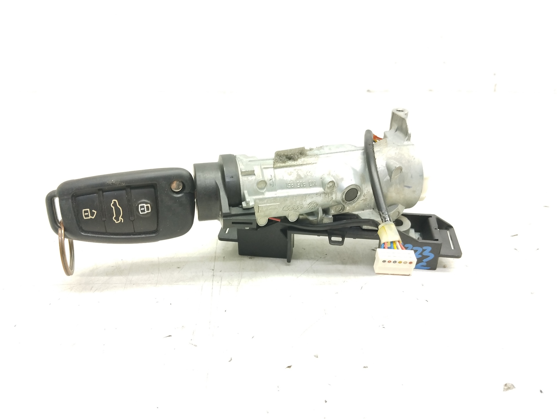 AUDI Q3 8U (2011-2020) Ignition Lock 1K0905851 25896383