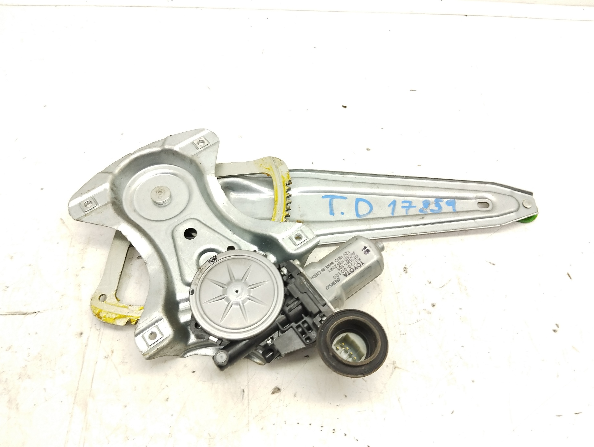 TOYOTA Yaris 2 generation (2005-2012) Rear Right Door Window Regulator 857200D120 25895059