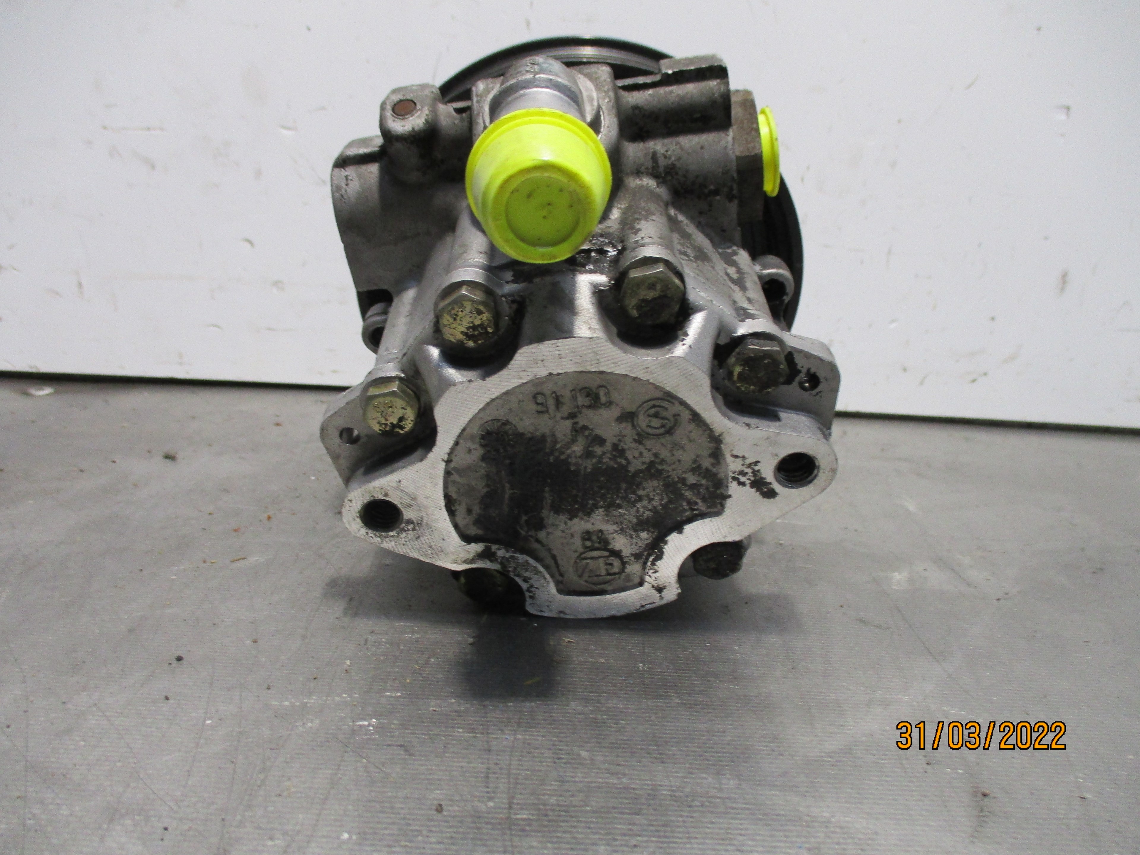 SEAT Ibiza 2 generation (1993-2002) Power Steering Pump 038145255A 23321060