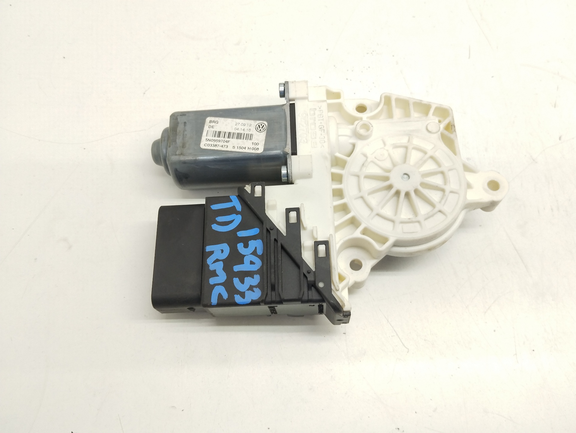 VOLKSWAGEN Tiguan 1 generation (2007-2017) Motor de control geam ușă  dreapta spate 5N0959704F 25209288