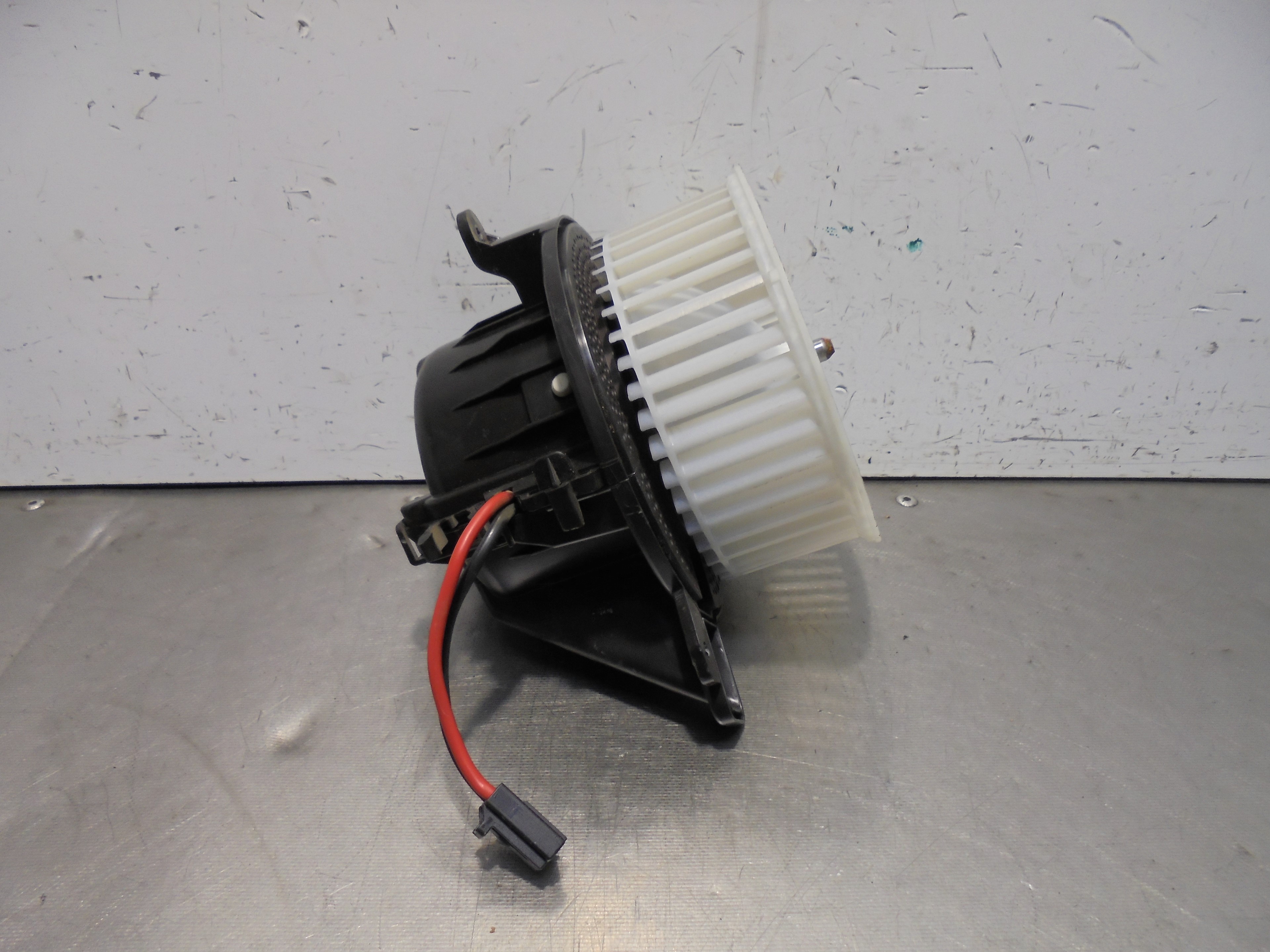 SEAT Arona 1 generation (2017-2024) Heater Blower Fan 2Q1820021 25075883