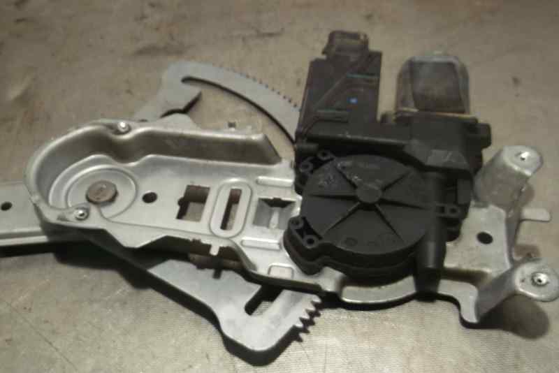 OPEL Corsa C (2000-2006) Ridicător de geam ușă dreapta față 24466594 25212426