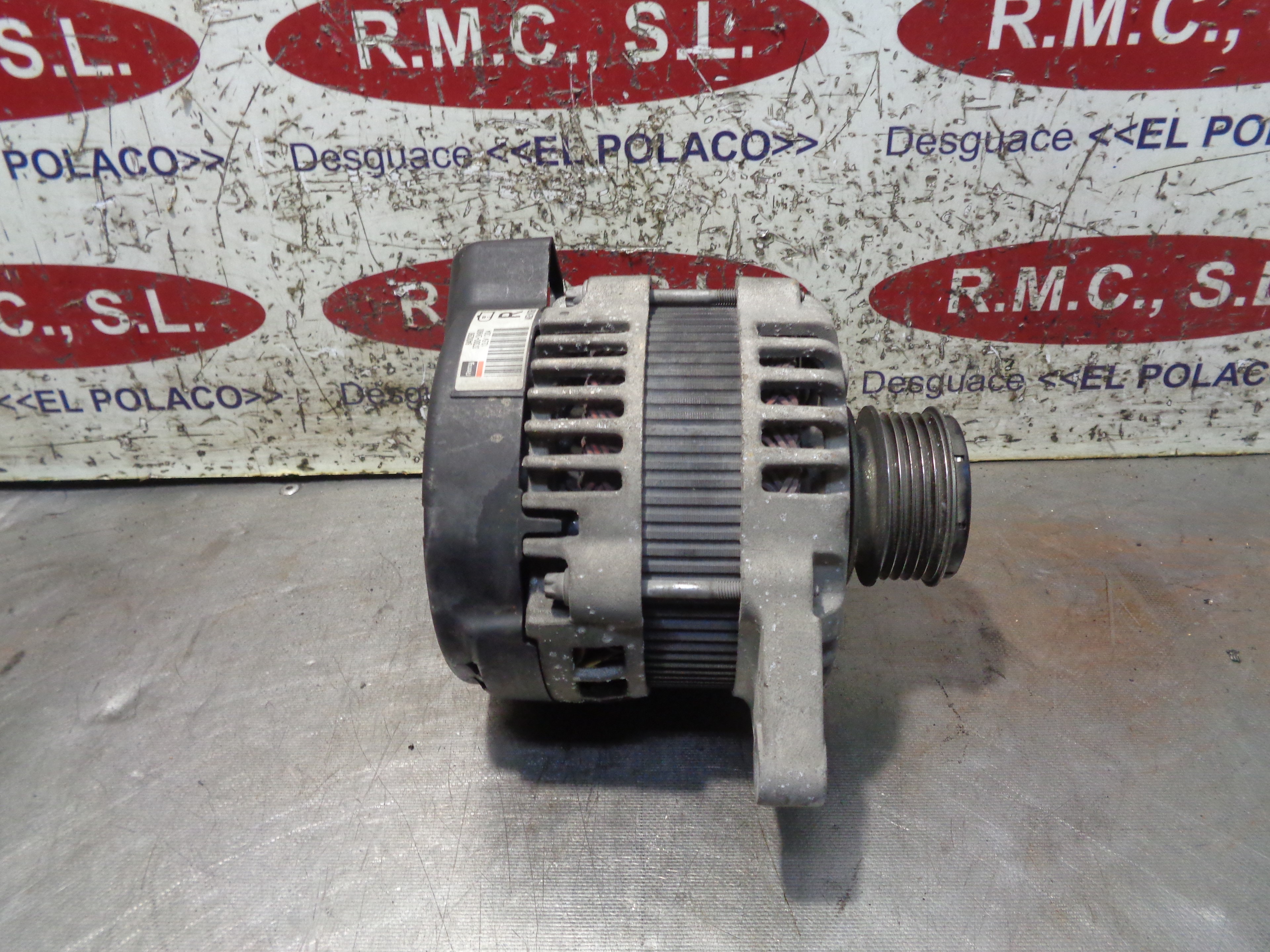 KIA Carens 3 generation (RP) (2013-2019) Alternator 373002A900 25045119