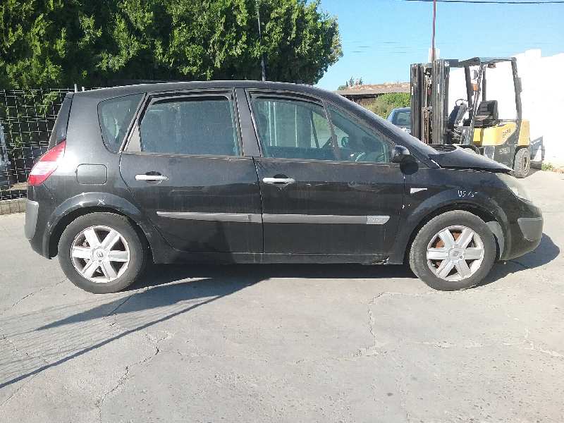 RENAULT Scenic 2 generation (2003-2010) Генератор 8200290215 25033177