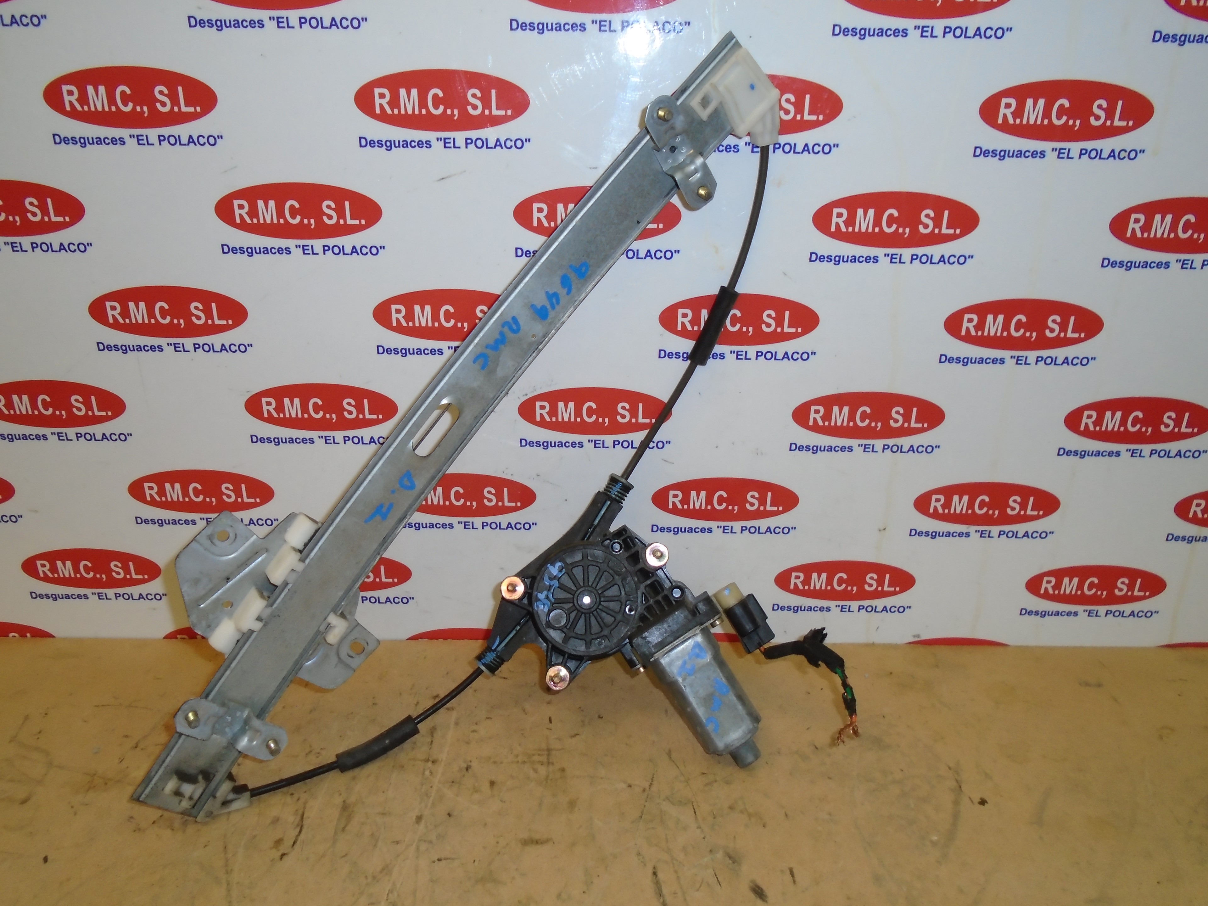 KIA Rio 2 generation (2005-2011) Front Left Door Window Regulator 25035939