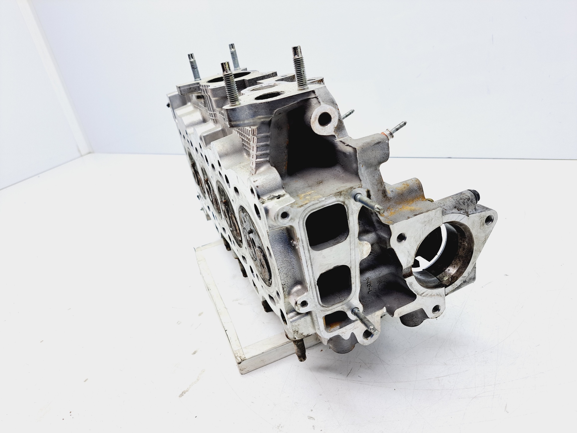 TOYOTA Auris 1 generation (2006-2012) Engine Cylinder Head 25071130