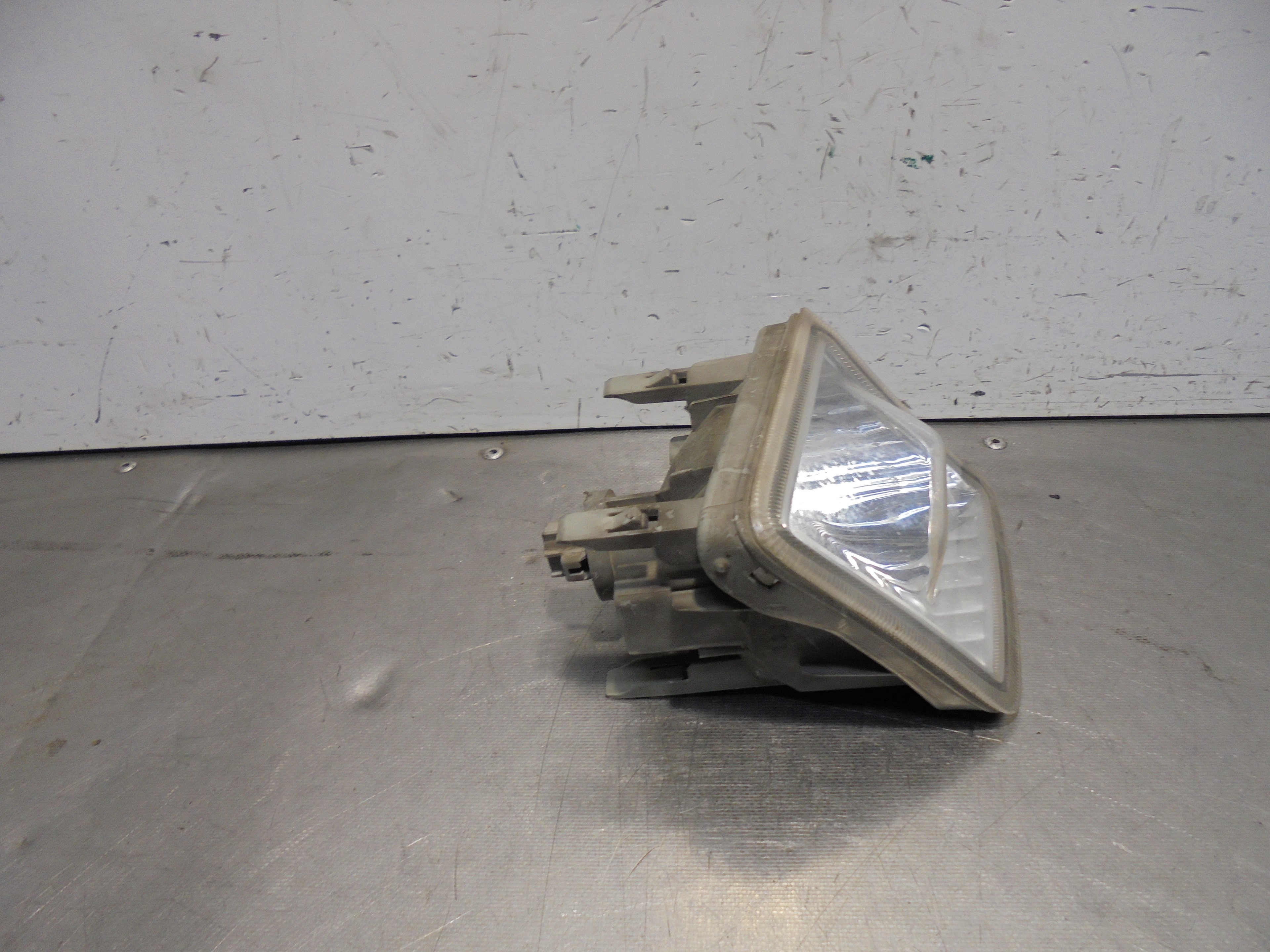 SKODA Prius 3 generation (XW30) (2009-2015) Front left turn light 8152047010 23322539