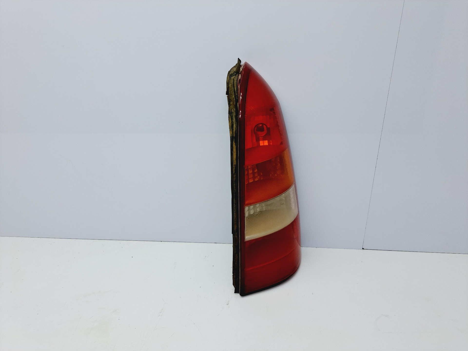 OPEL Astra H (2004-2014) Rear Right Taillight Lamp 393032 23328303