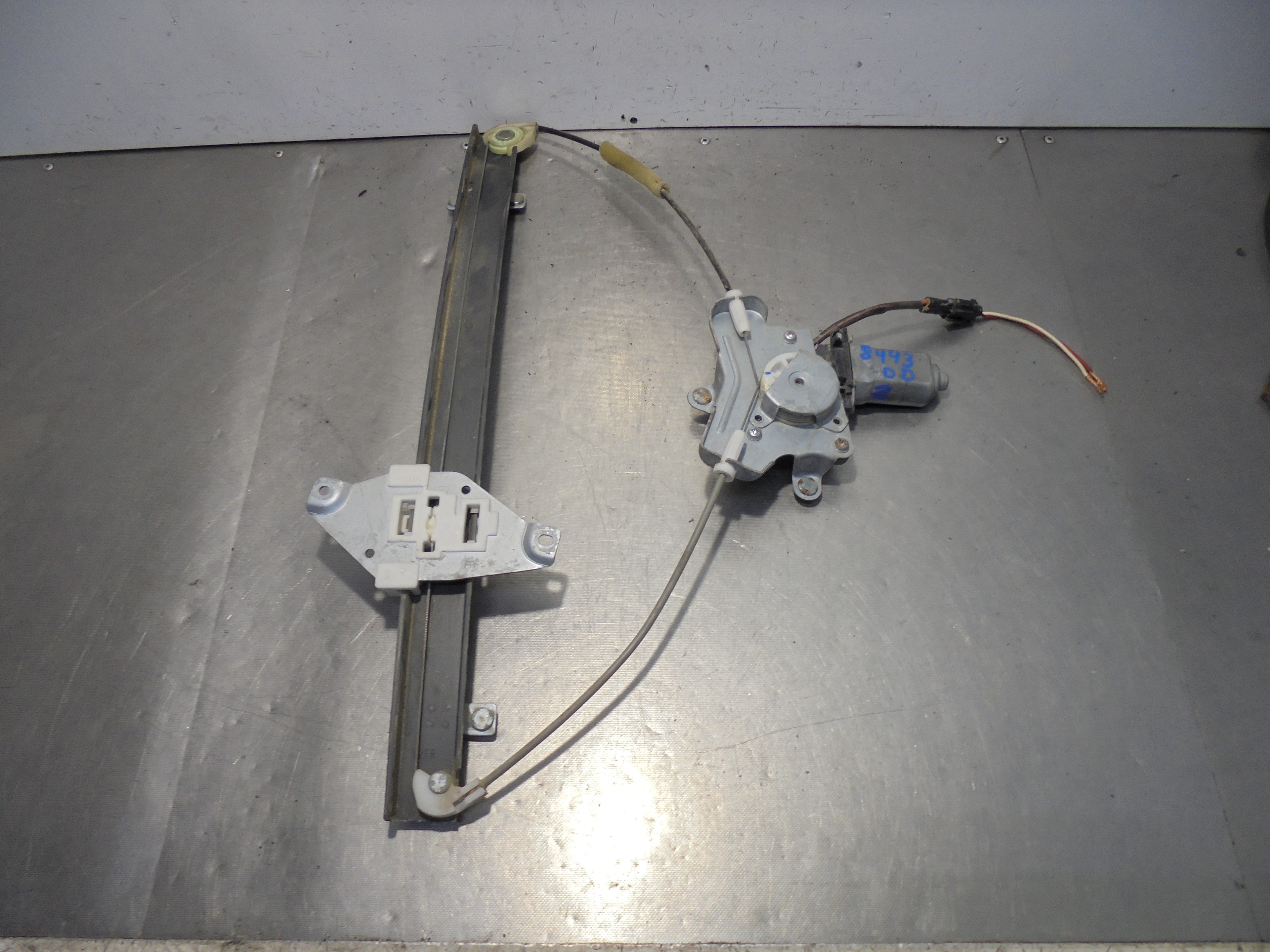 SSANGYONG Rexton Y200 (2001-2007) Front Right Door Window Regulator 8810008011 25893022